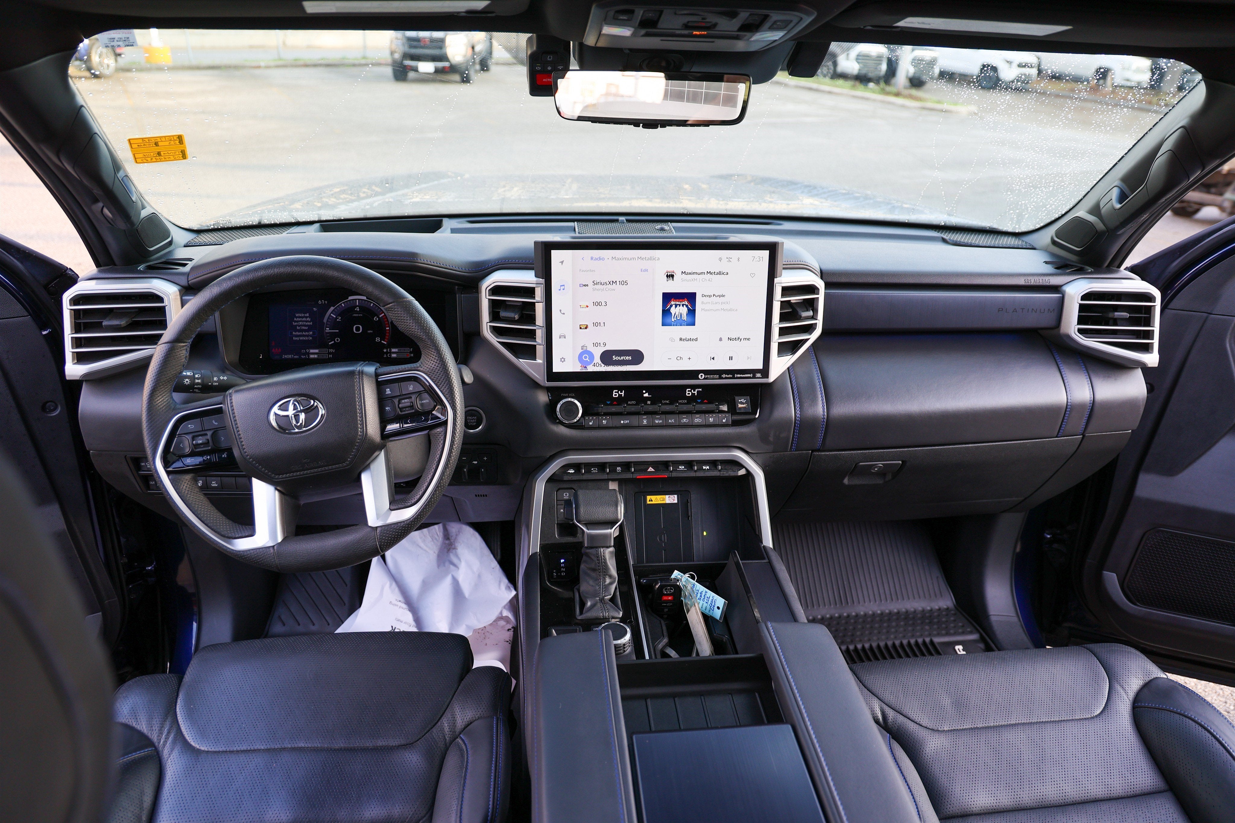 2023 Toyota TUNDRA 4X4 Platinum