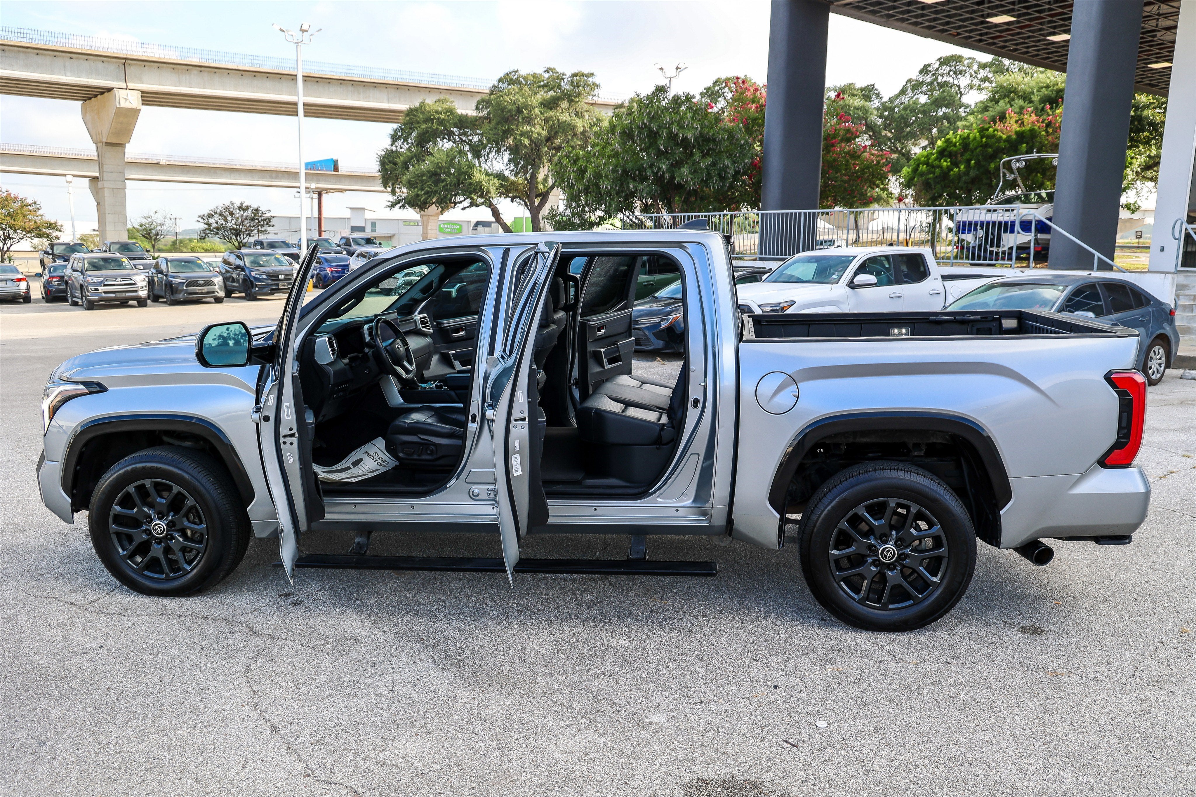 2024 Toyota Tundra Platinum