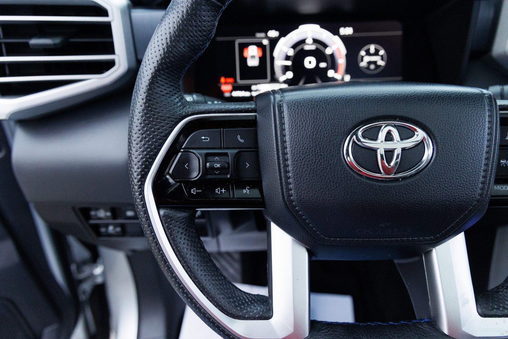 2023 Toyota TUNDRA 4X4 Platinum