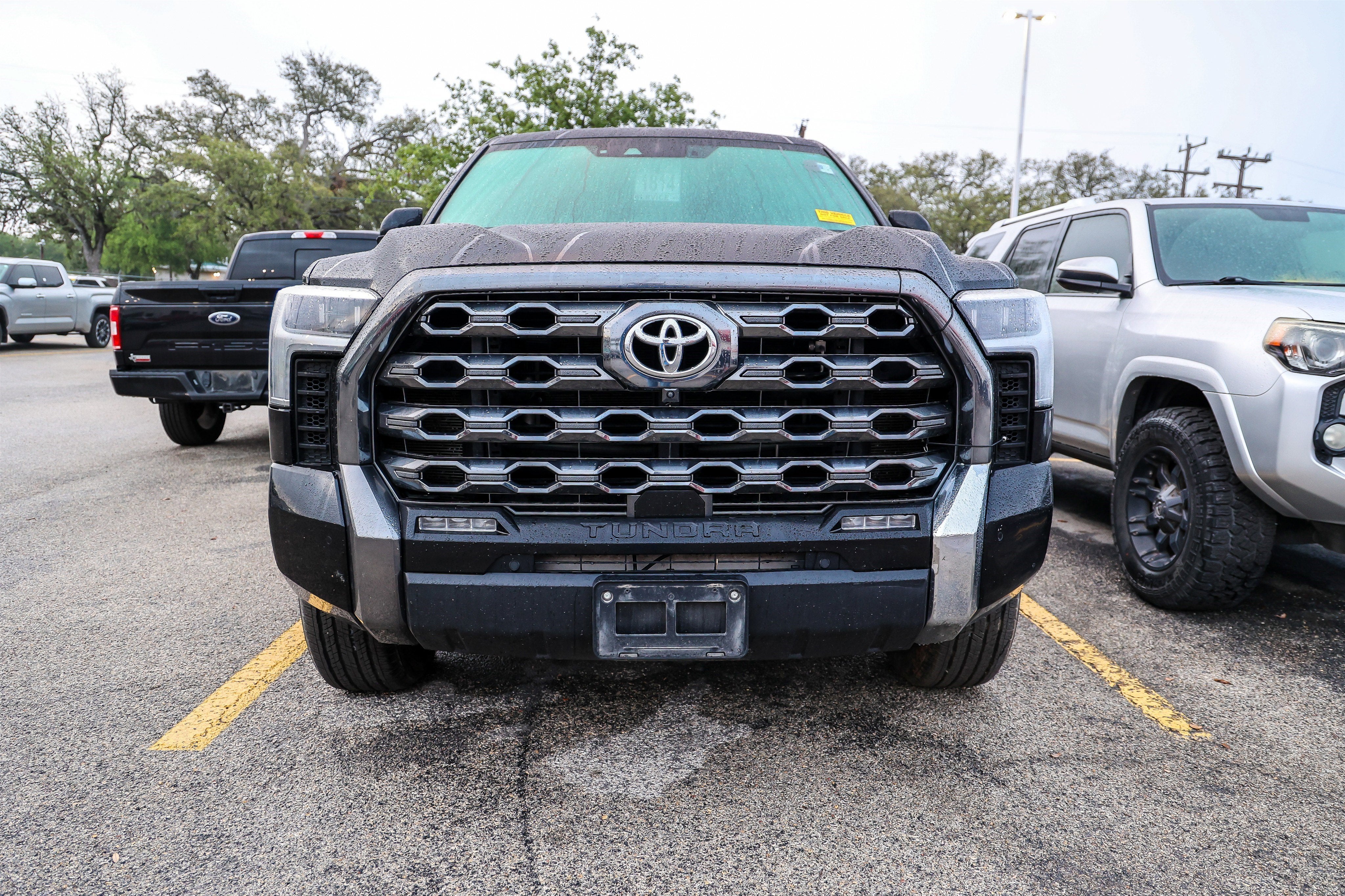 2023 Toyota TUNDRA 4X4 Platinum