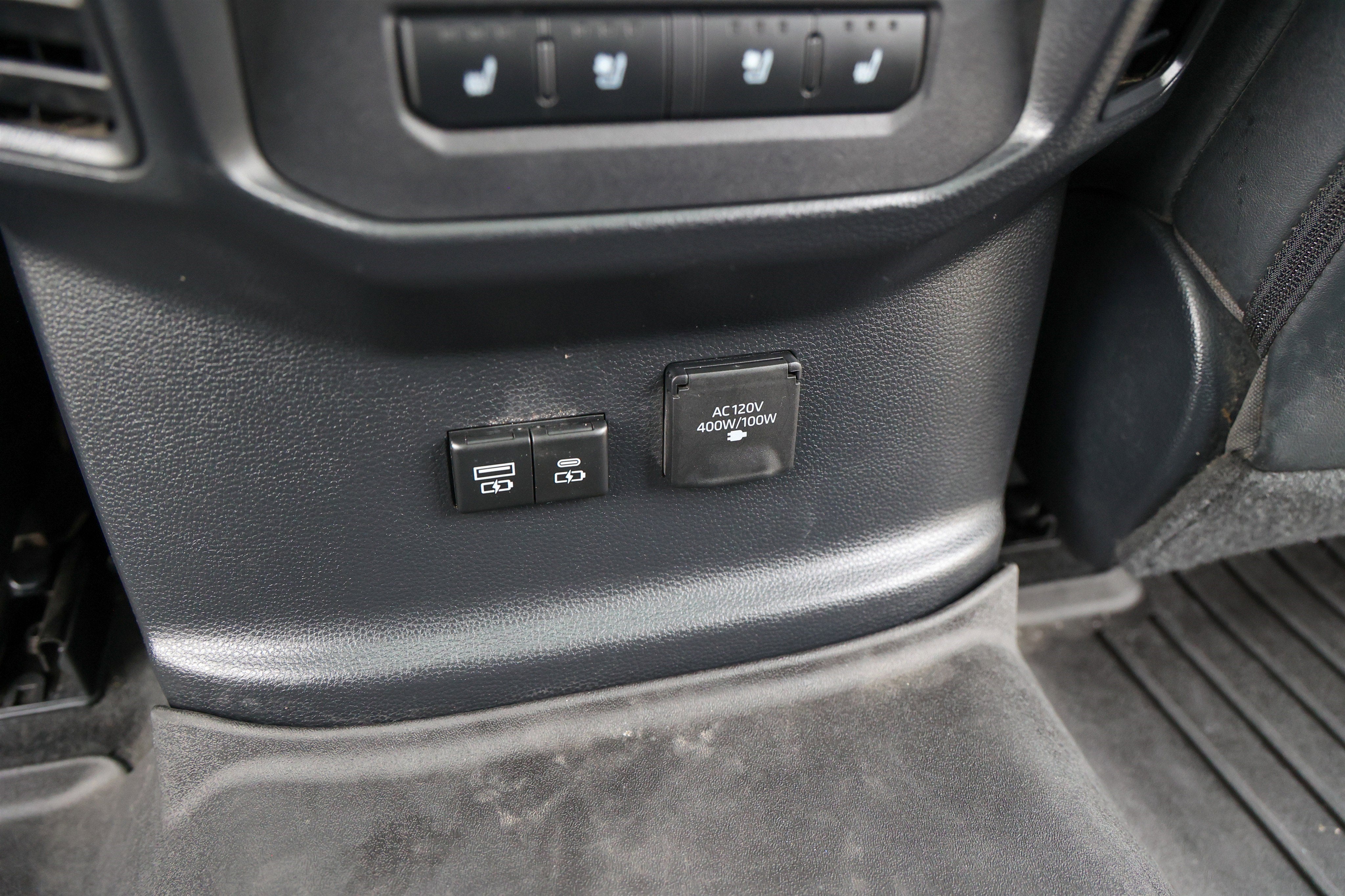 2023 Toyota TUNDRA 4X4 Platinum