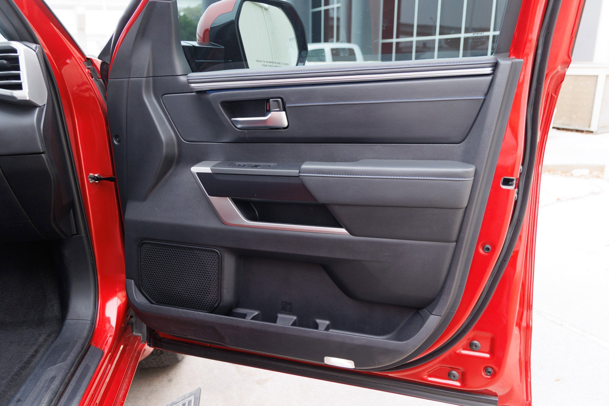 2023 Toyota TUNDRA HV 4X2 Platinum Hybrid