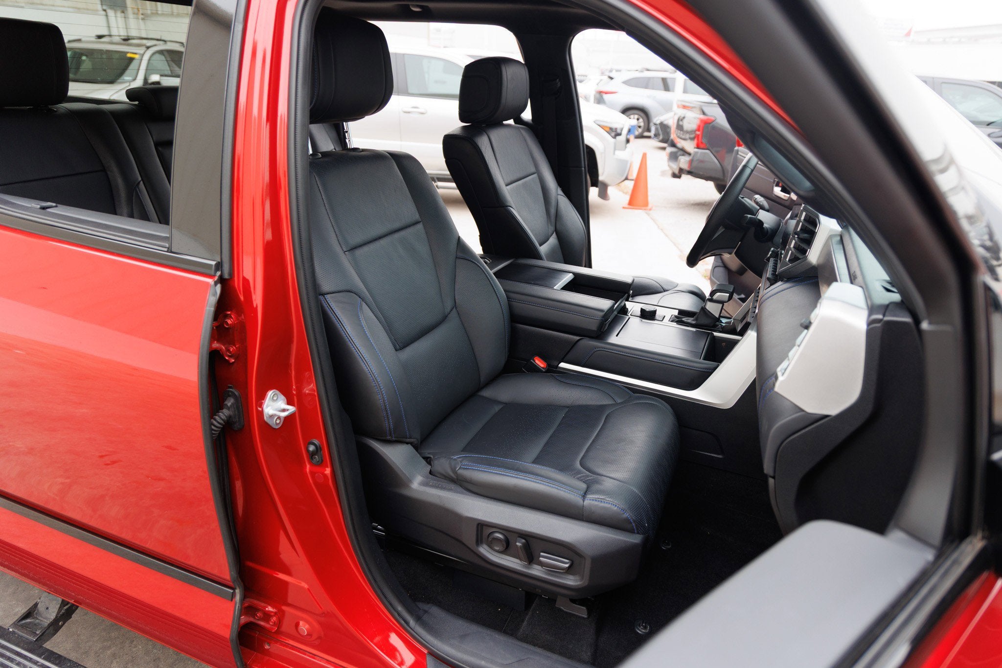 2023 Toyota TUNDRA HV 4X2 Platinum Hybrid