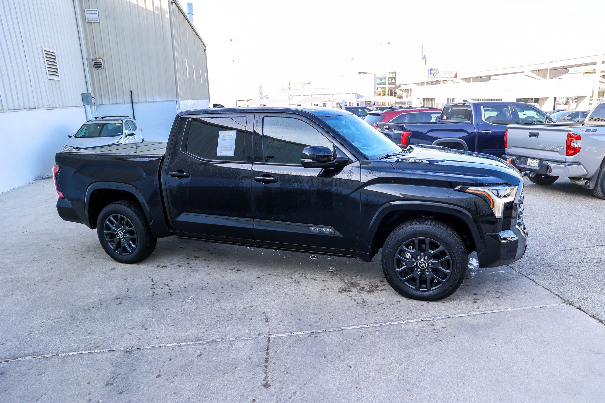 2023 Toyota TUNDRA HV 4X4 Platinum Hybrid