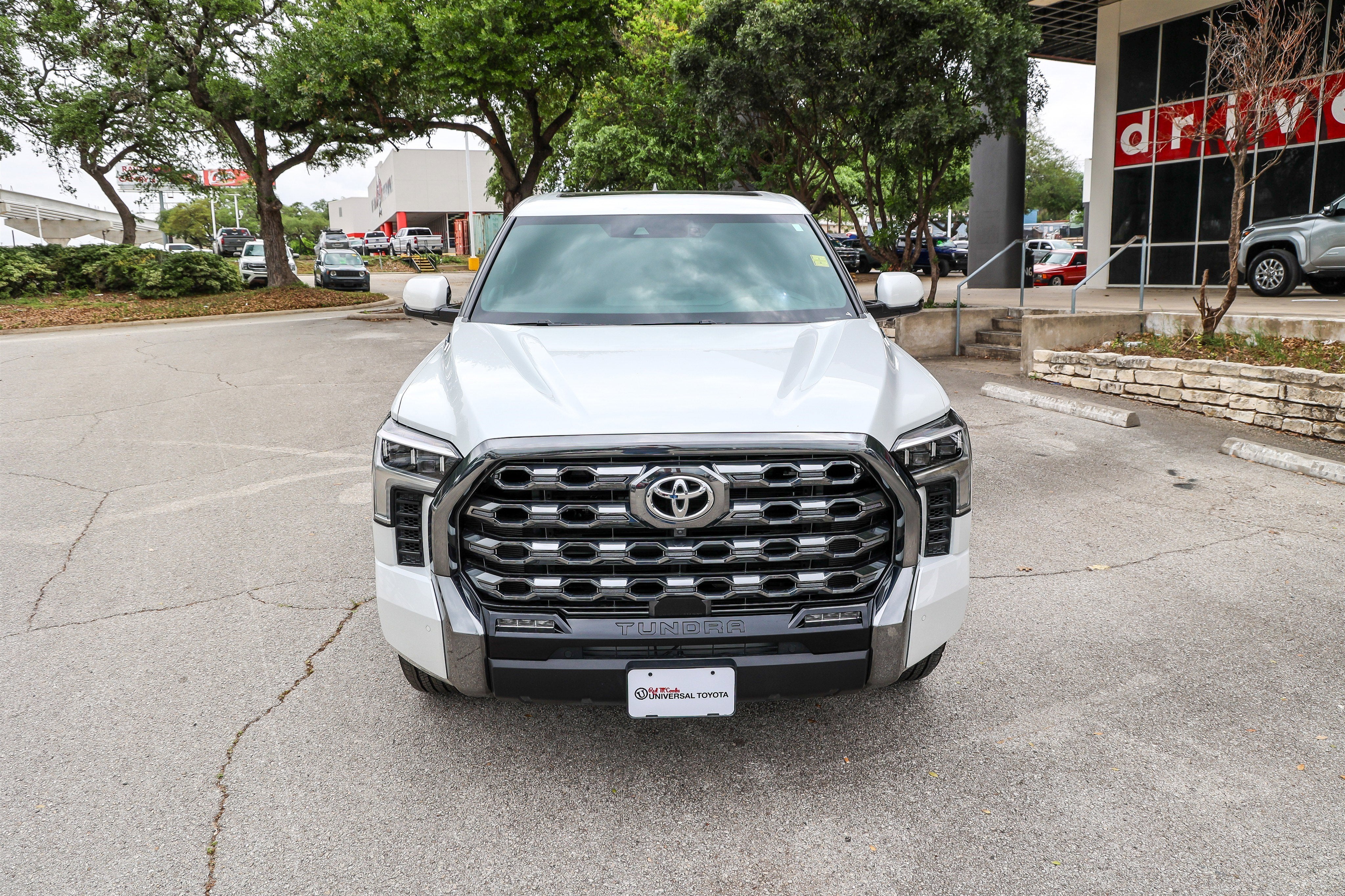 2025 Toyota TUNDRA HV 4X4 Platinum Hybrid