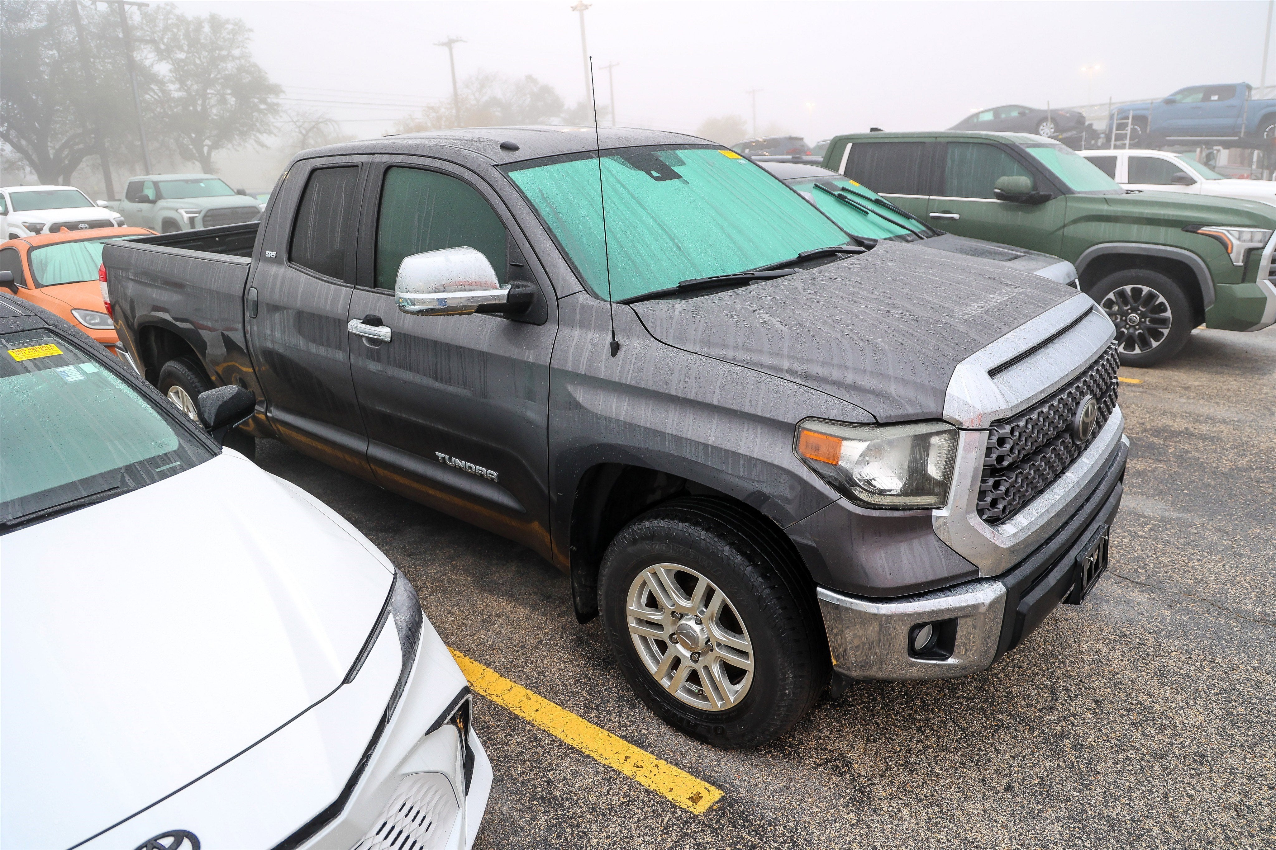 2018 Toyota TUNDRA 4X2 SR5