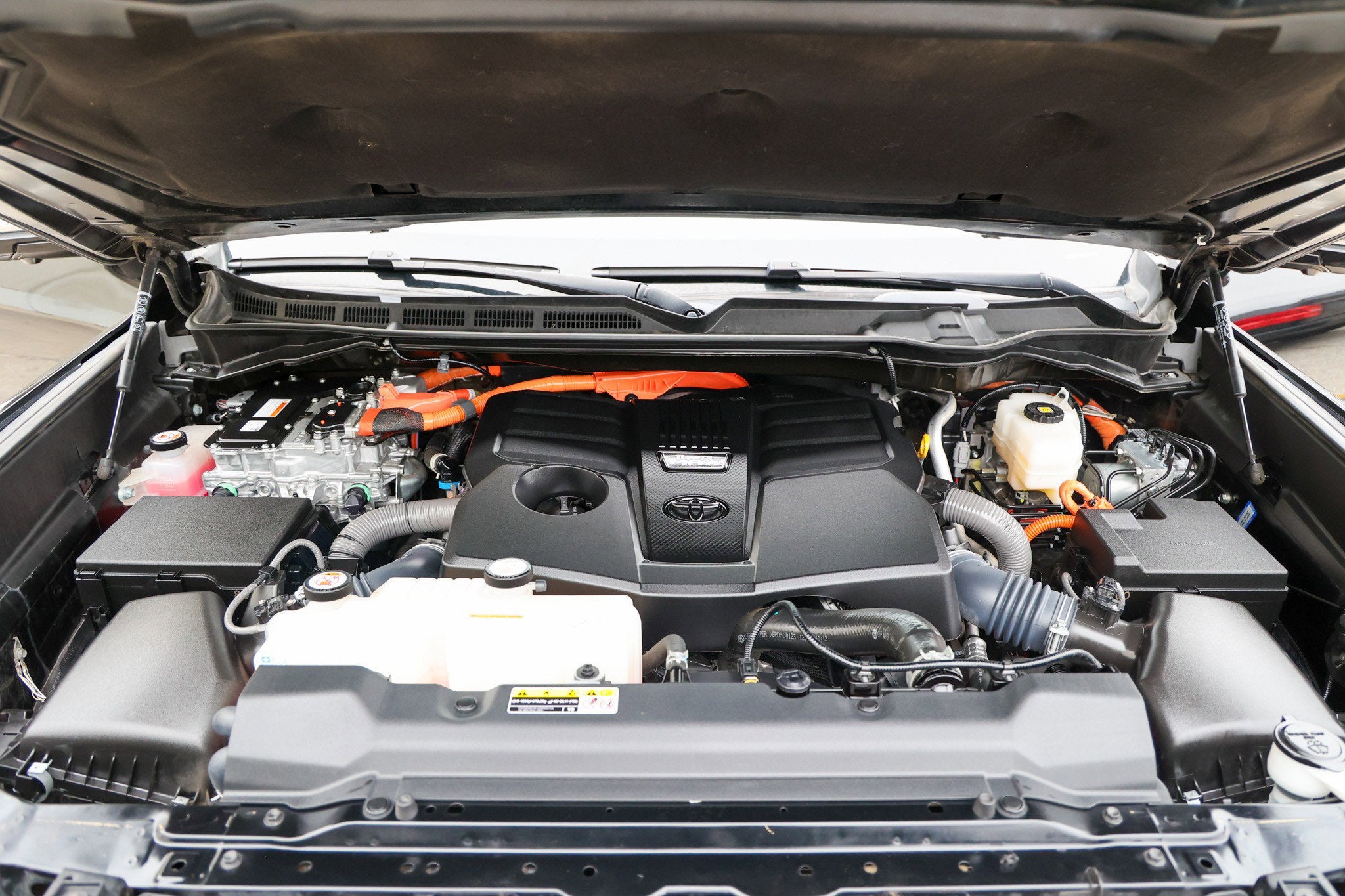 2023 Toyota TUNDRA HV 4X4 Capstone Hybrid