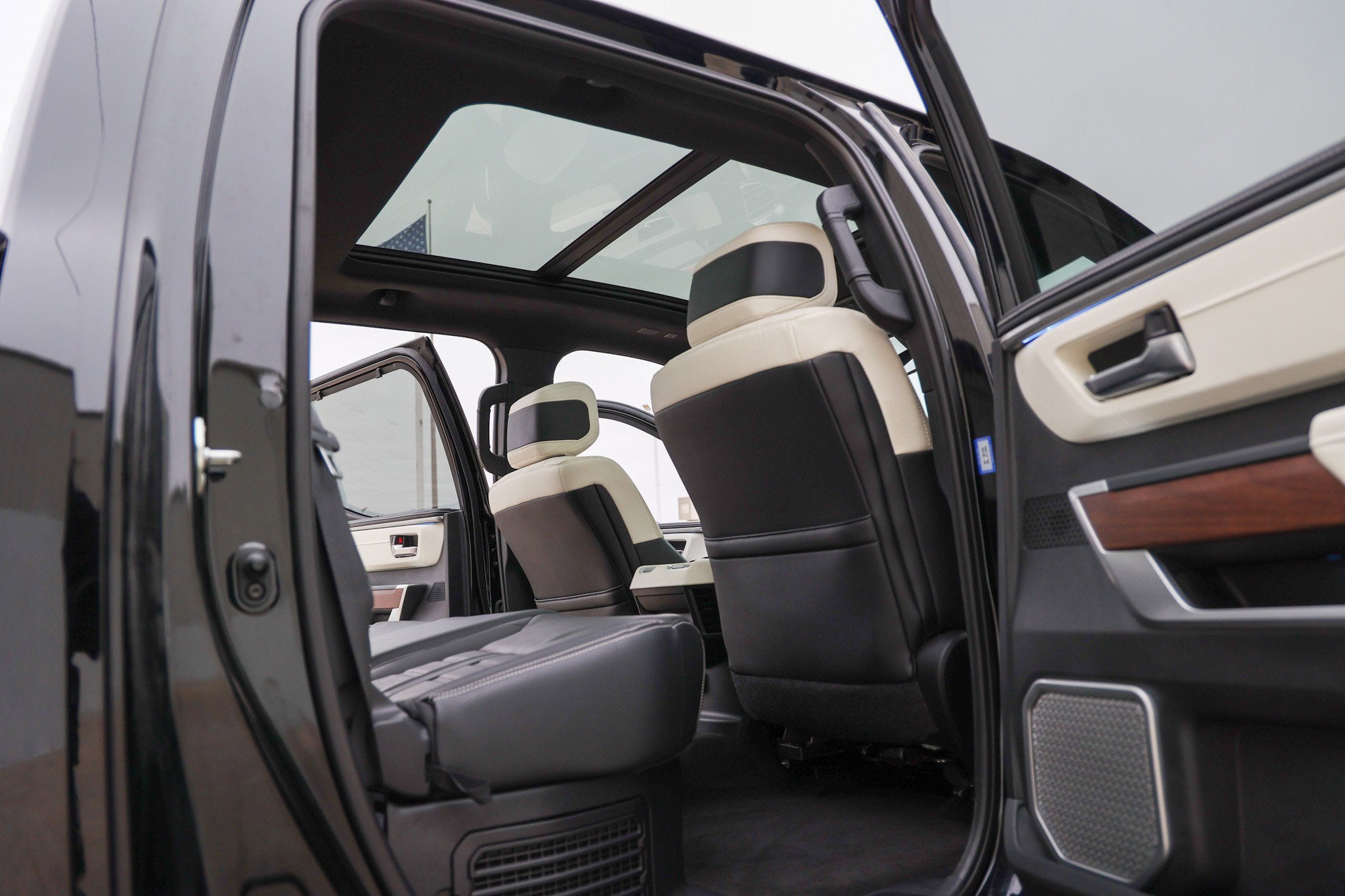 2023 Toyota TUNDRA HV 4X4 Capstone Hybrid