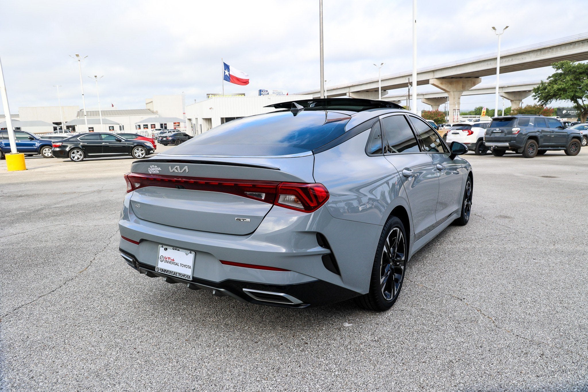 2024 Kia K5 GT-Line