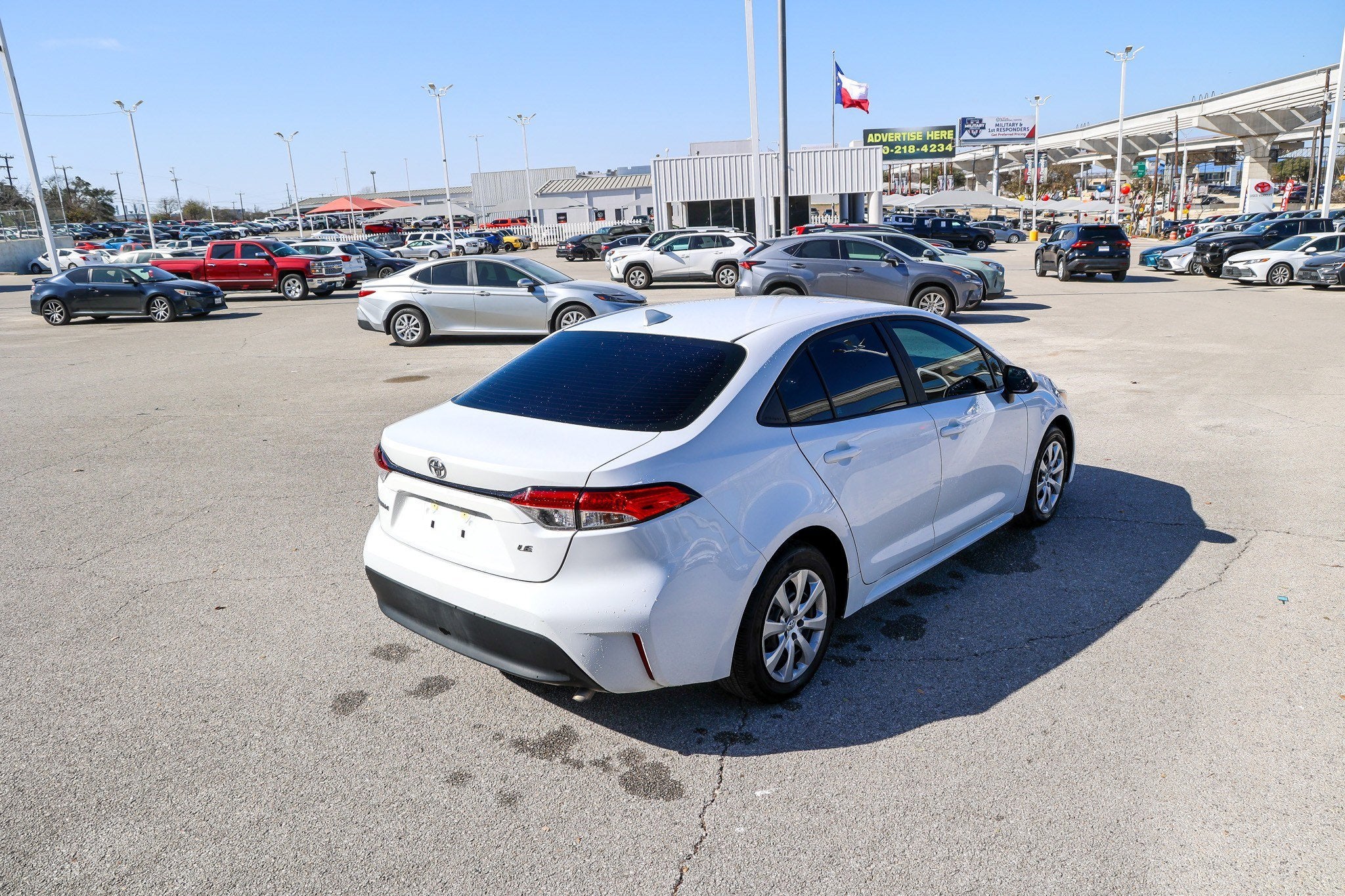 2025 Toyota COROLLA LE