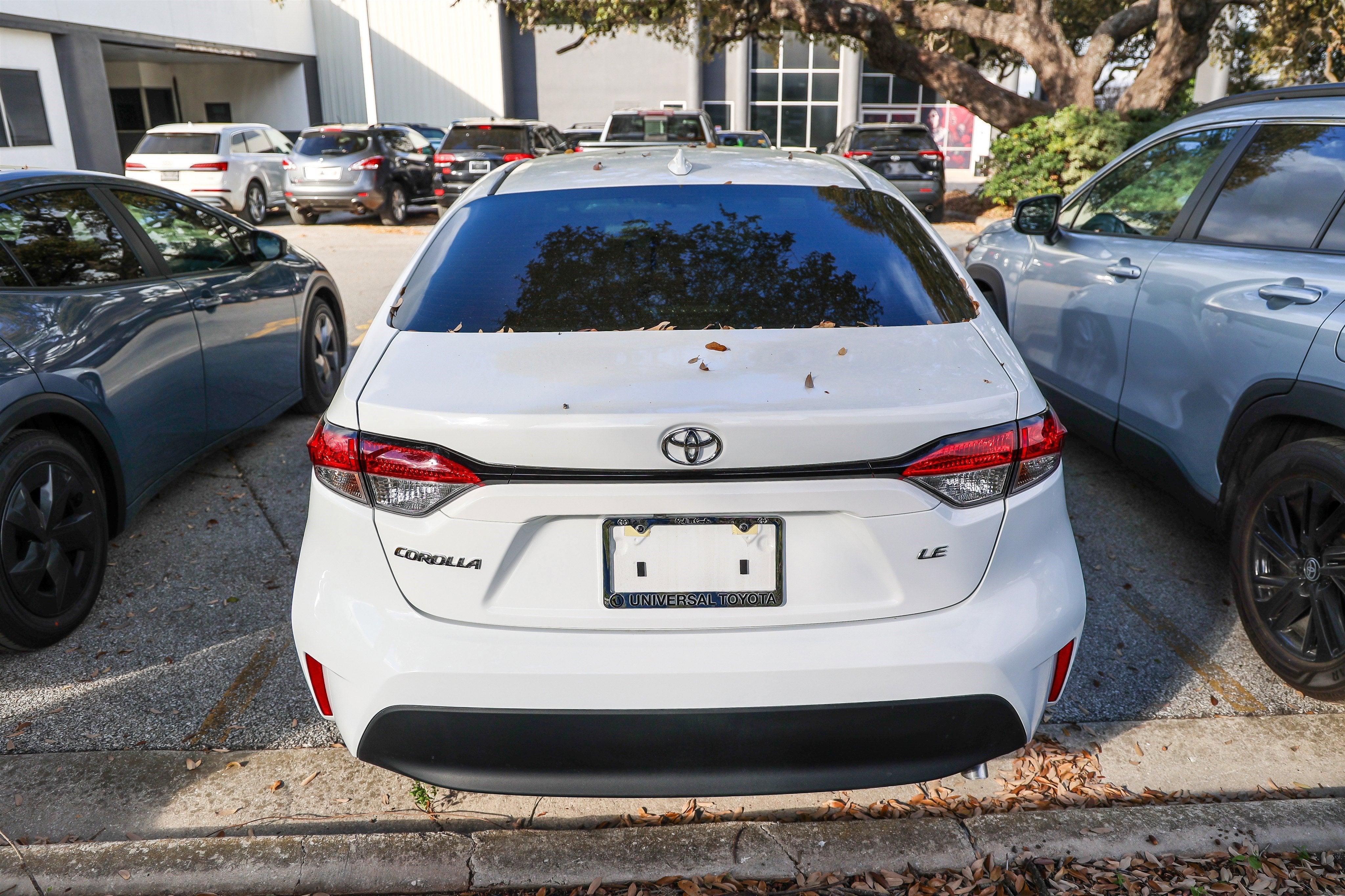 2025 Toyota COROLLA LE