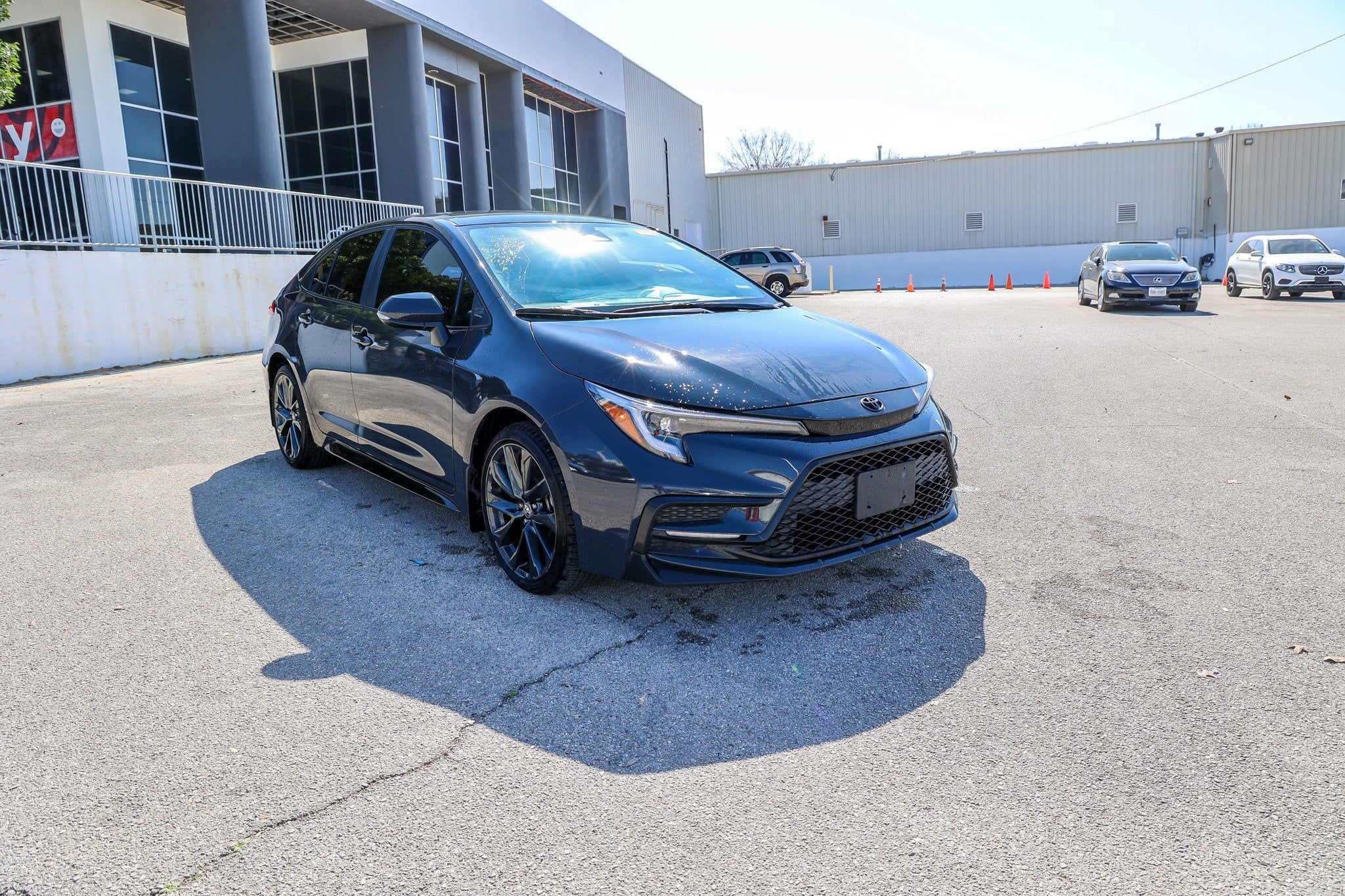 2025 Toyota COROLLA SE