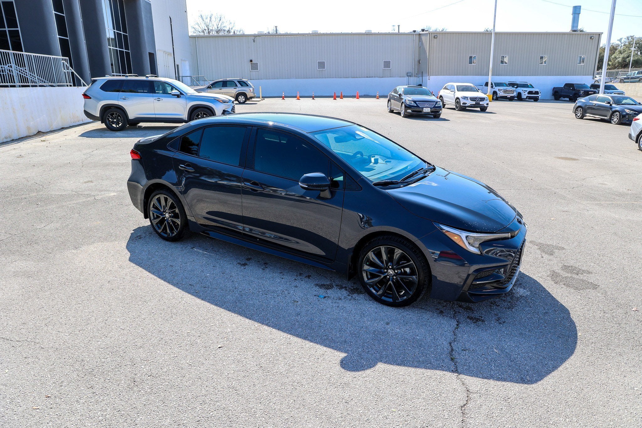 2025 Toyota COROLLA SE