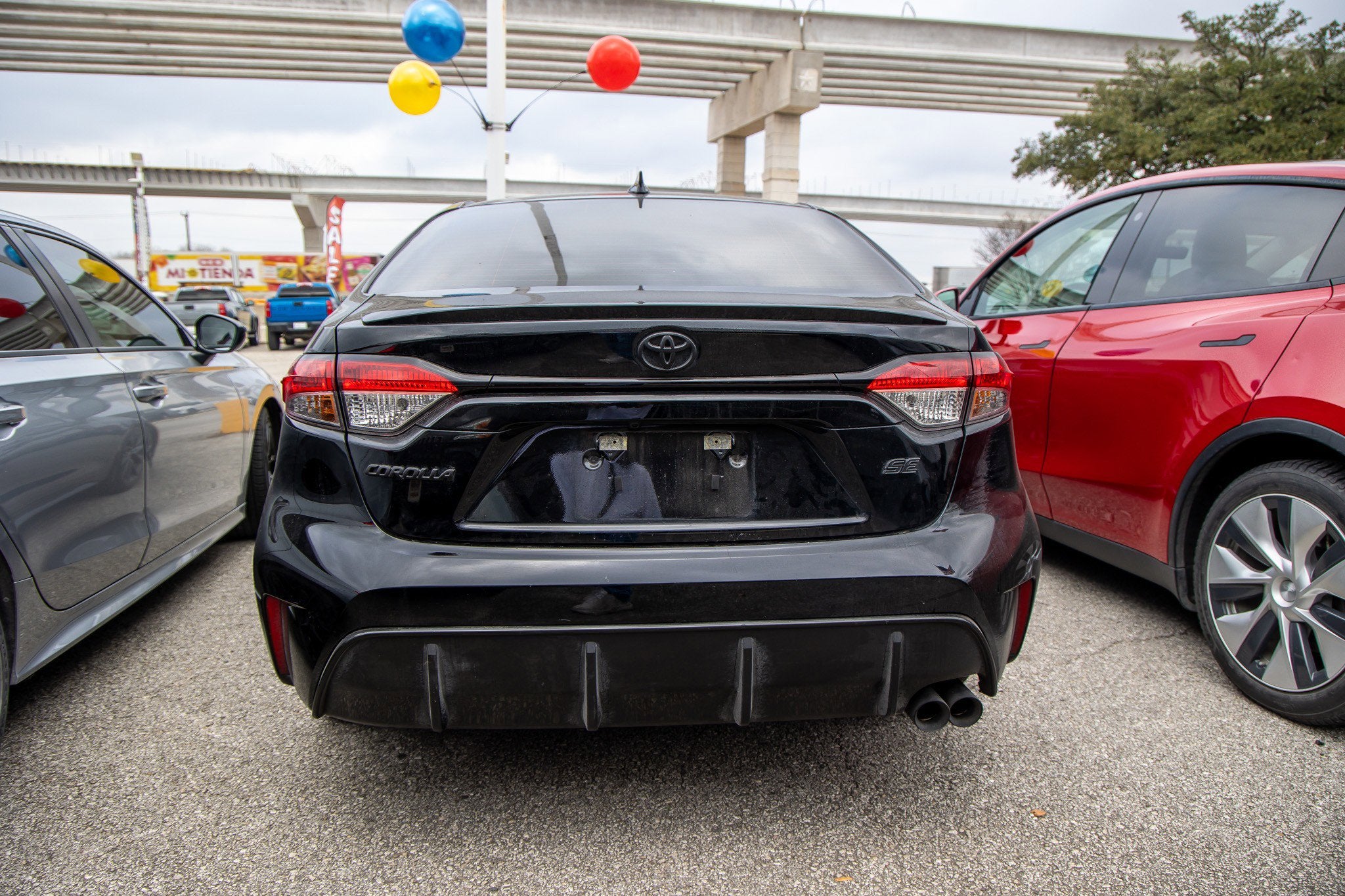 2025 Toyota COROLLA SE