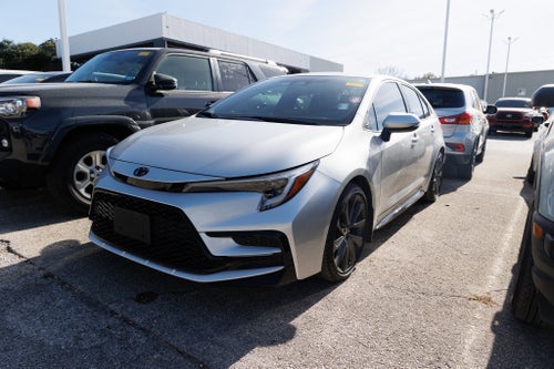 2025 Toyota COROLLA SE