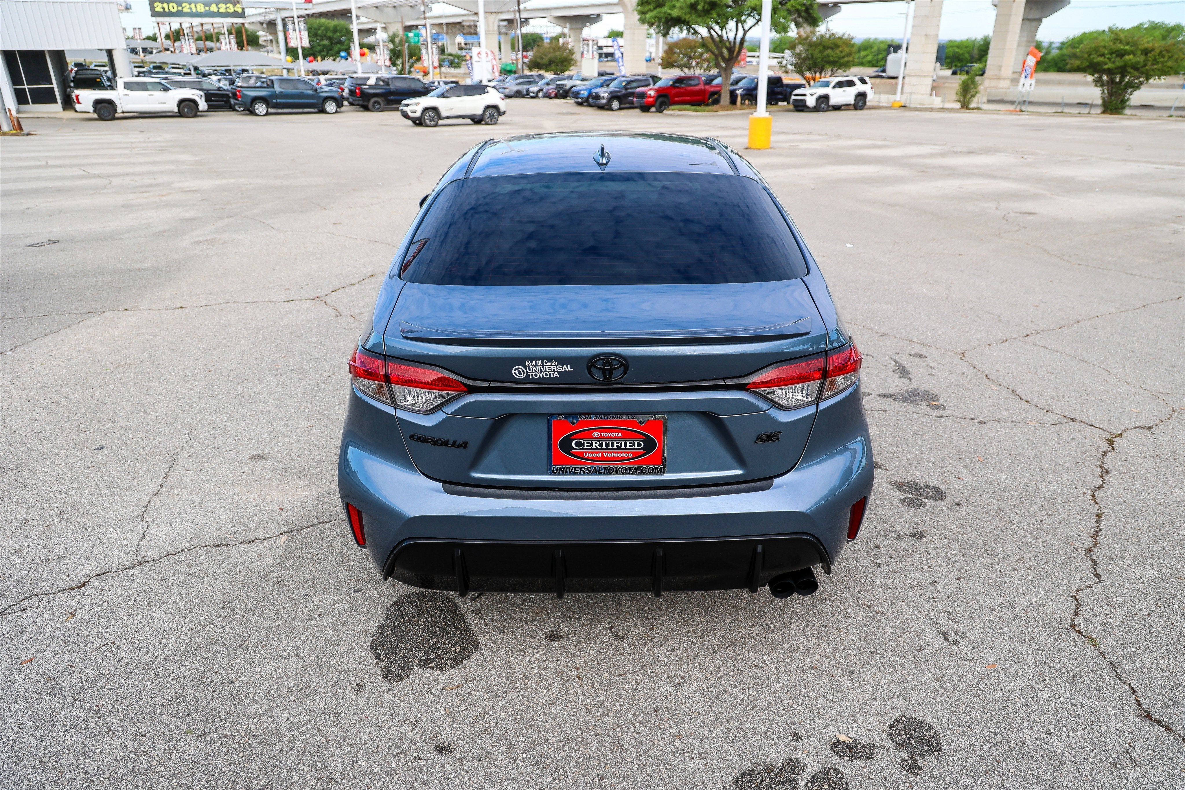 2026 Toyota COROLLA SE