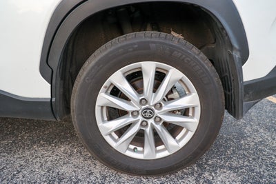 2025 Toyota Corolla Cross LE