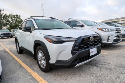 2026 Toyota Corolla Cross LE