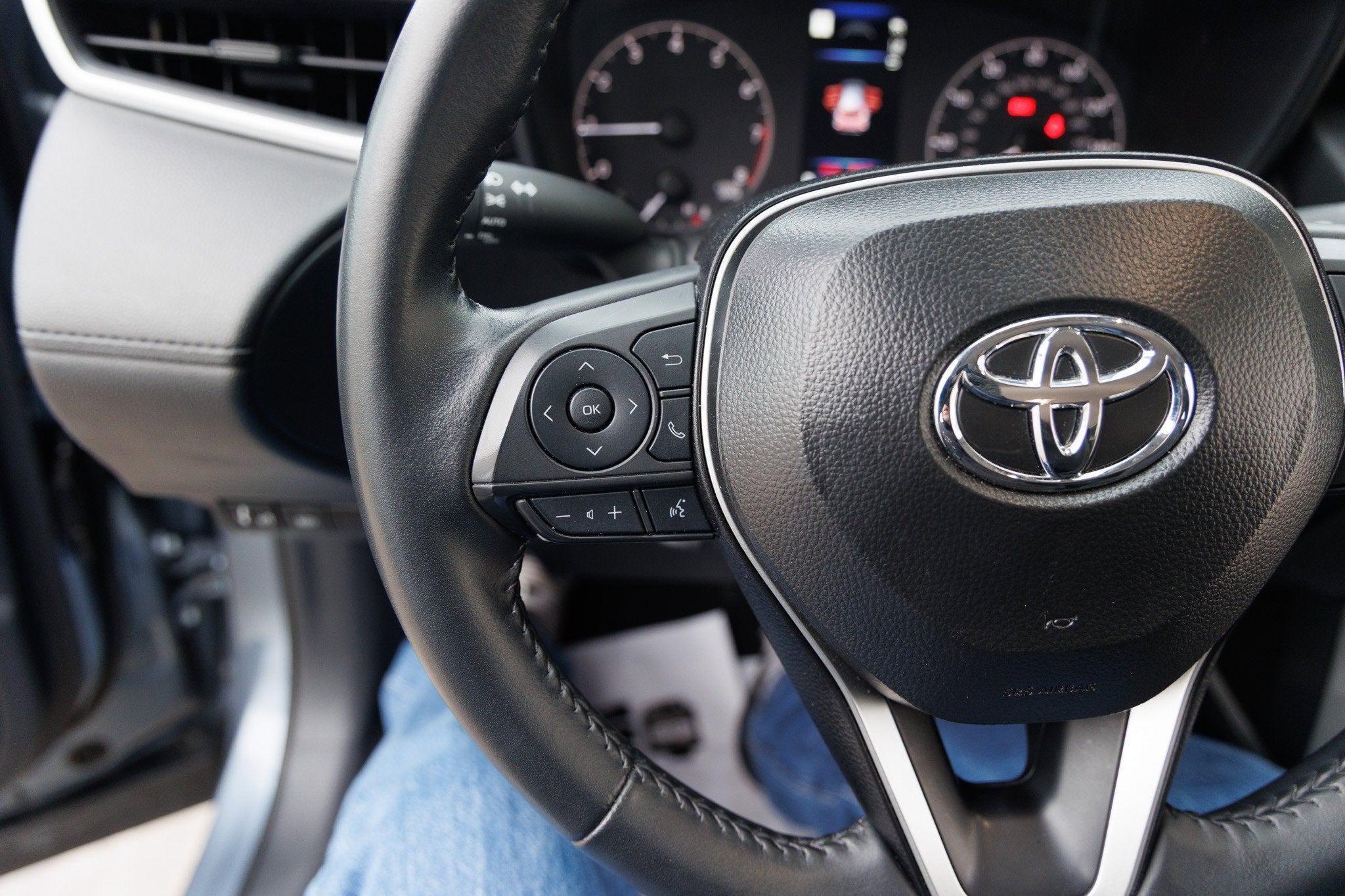 2025 Toyota Corolla Cross LE