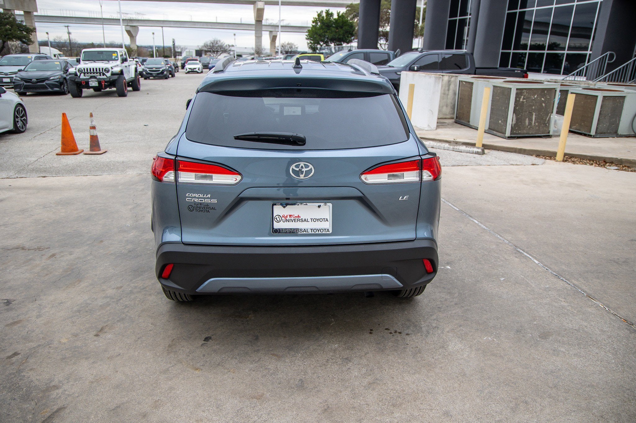 2025 Toyota Corolla Cross LE