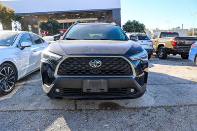 2024 Toyota Corolla Cross XLE