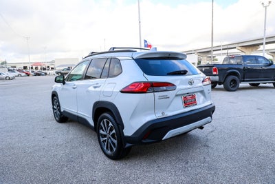 2023 Toyota Corolla Cross XLE