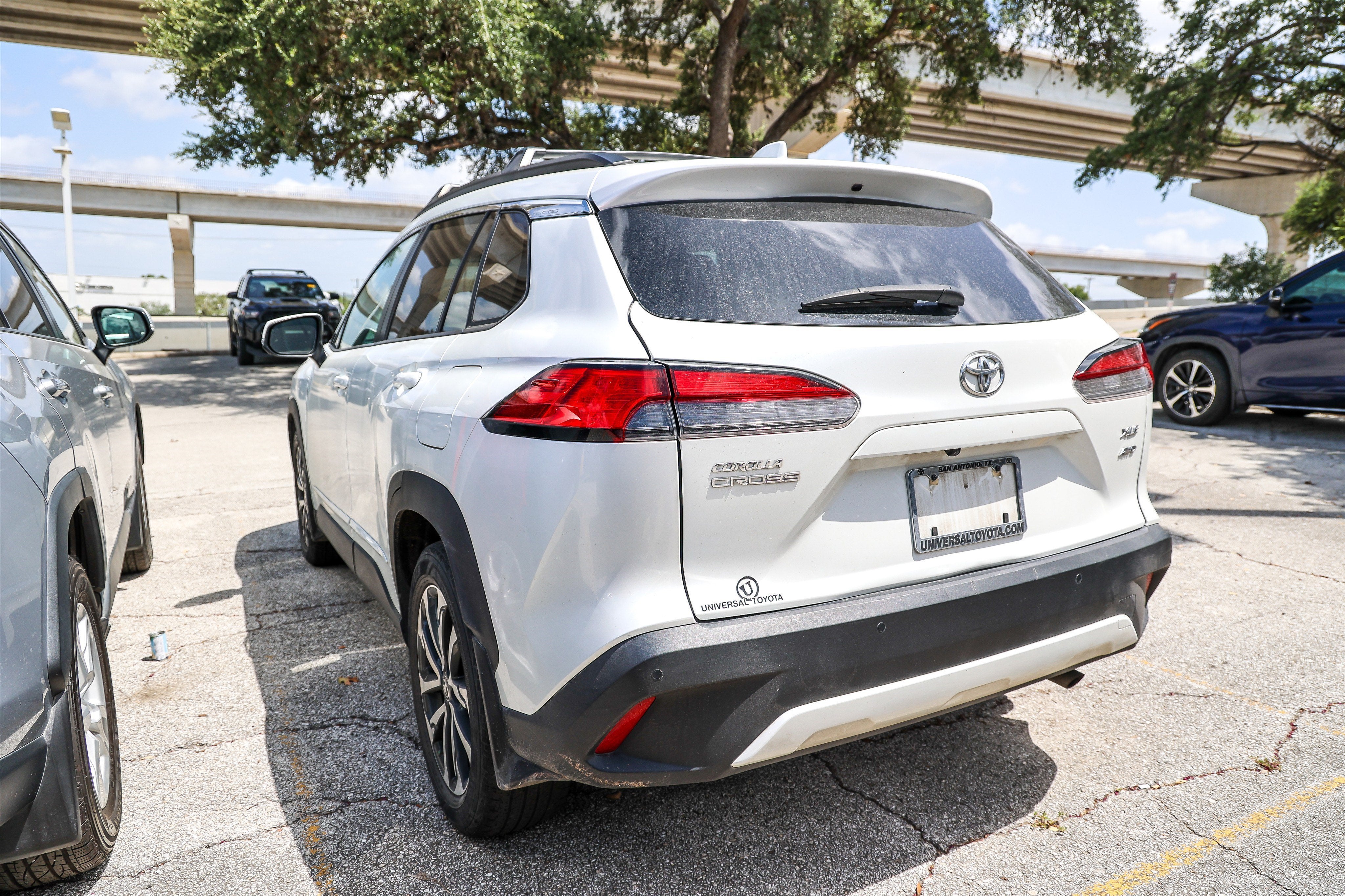 2023 Toyota Corolla Cross XLE