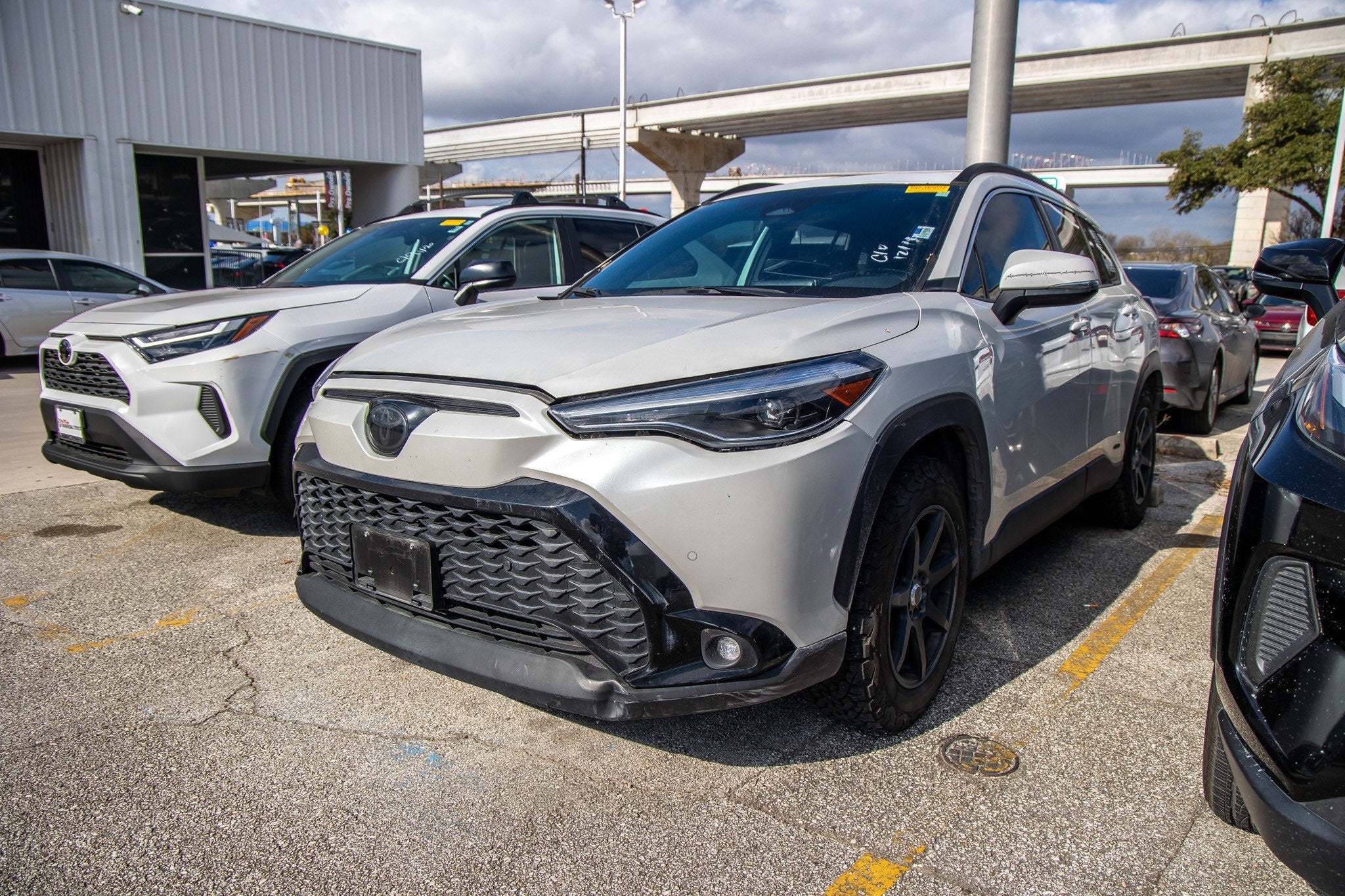 2023 Toyota COROLLA CROSS HV Hybrid XSE