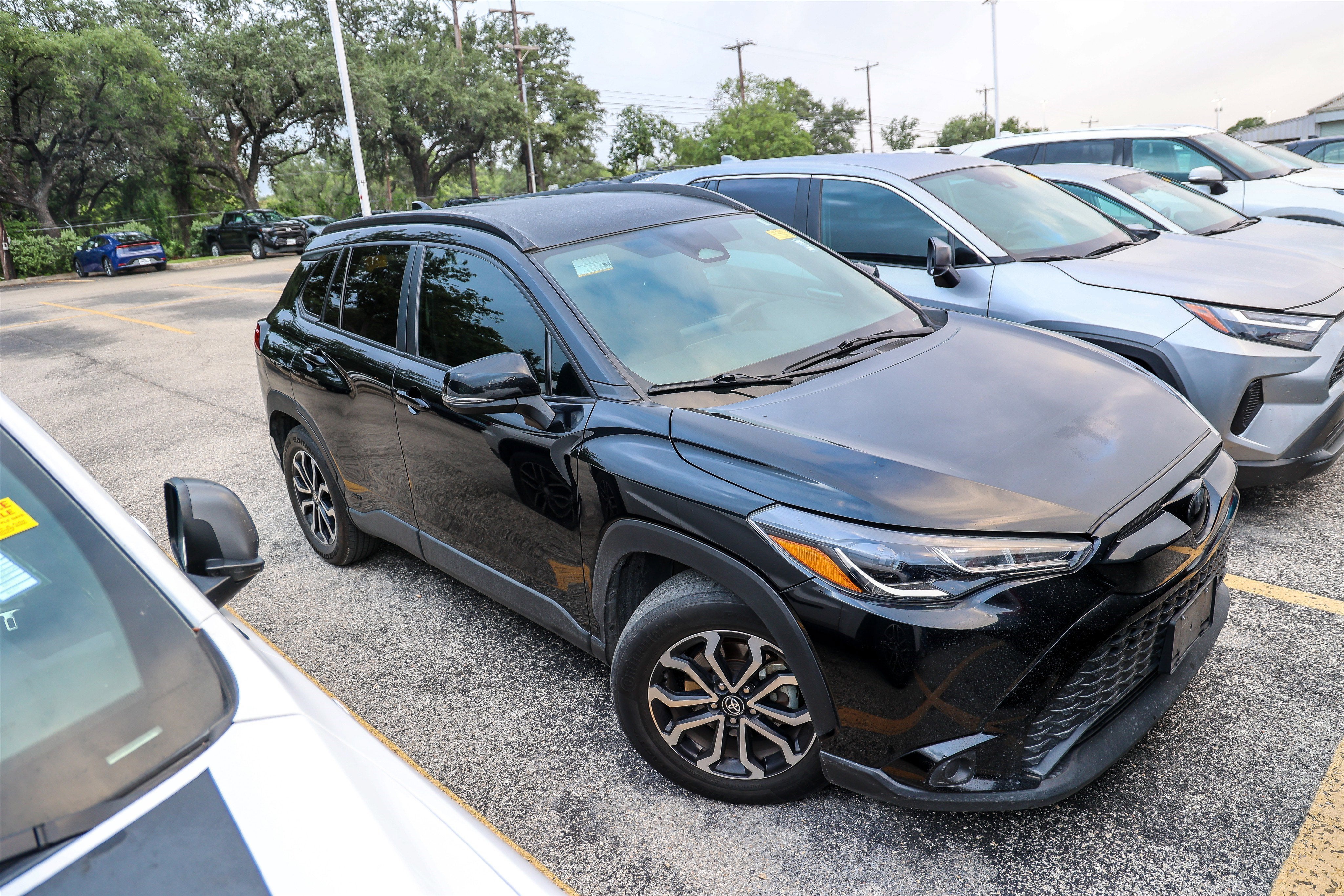 2023 Toyota Corolla Cross Hybrid Hybrid SE