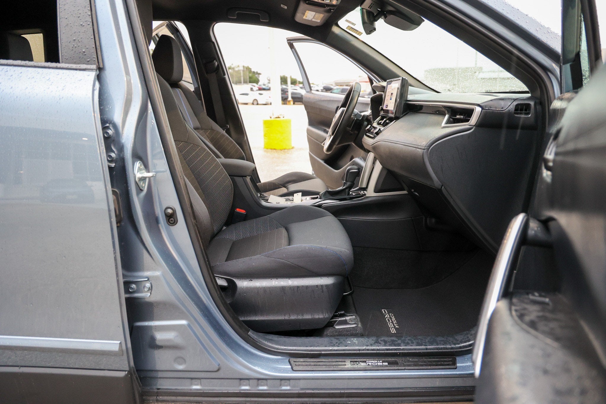 2024 Toyota Corolla Cross Hybrid Hybrid SE