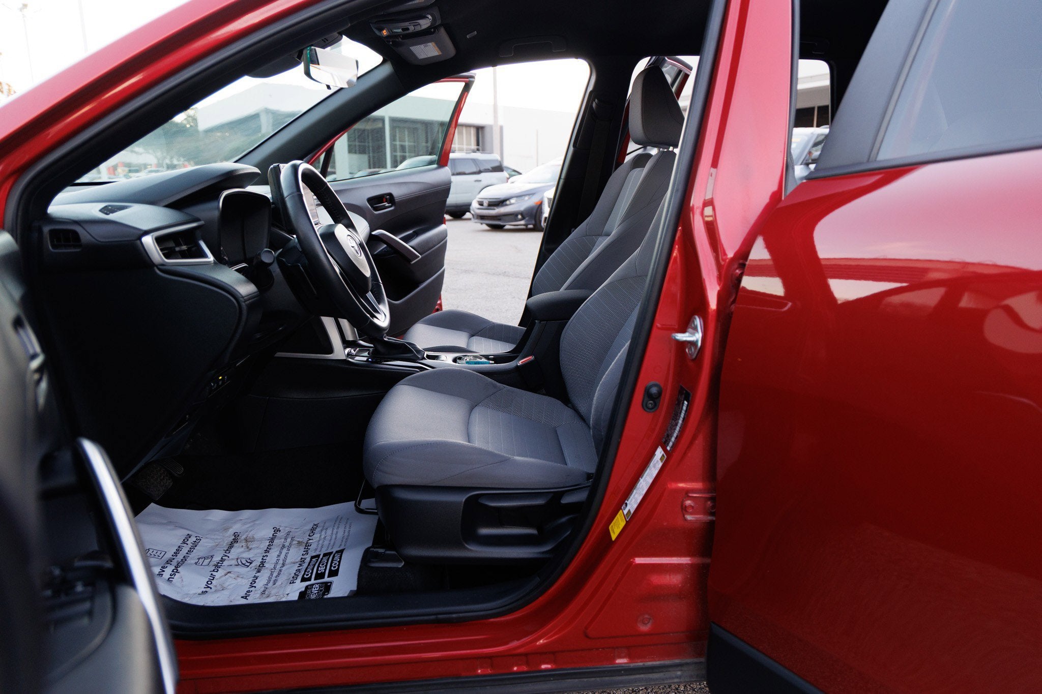 2024 Toyota COROLLA CROSS HV Hybrid SE