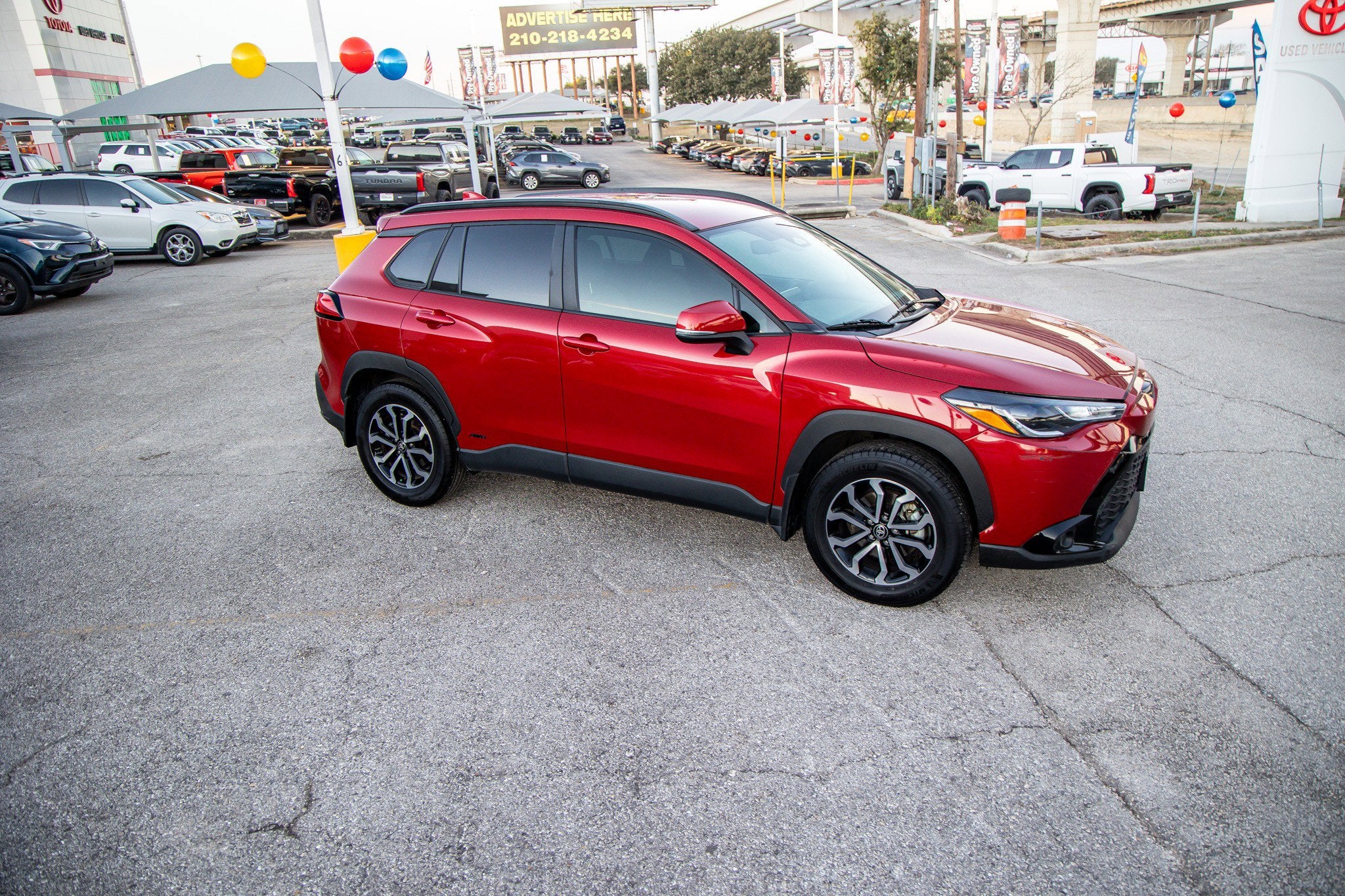 2024 Toyota COROLLA CROSS HV Hybrid SE