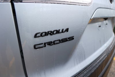 2024 Toyota COROLLA CROSS HV Hybrid SE