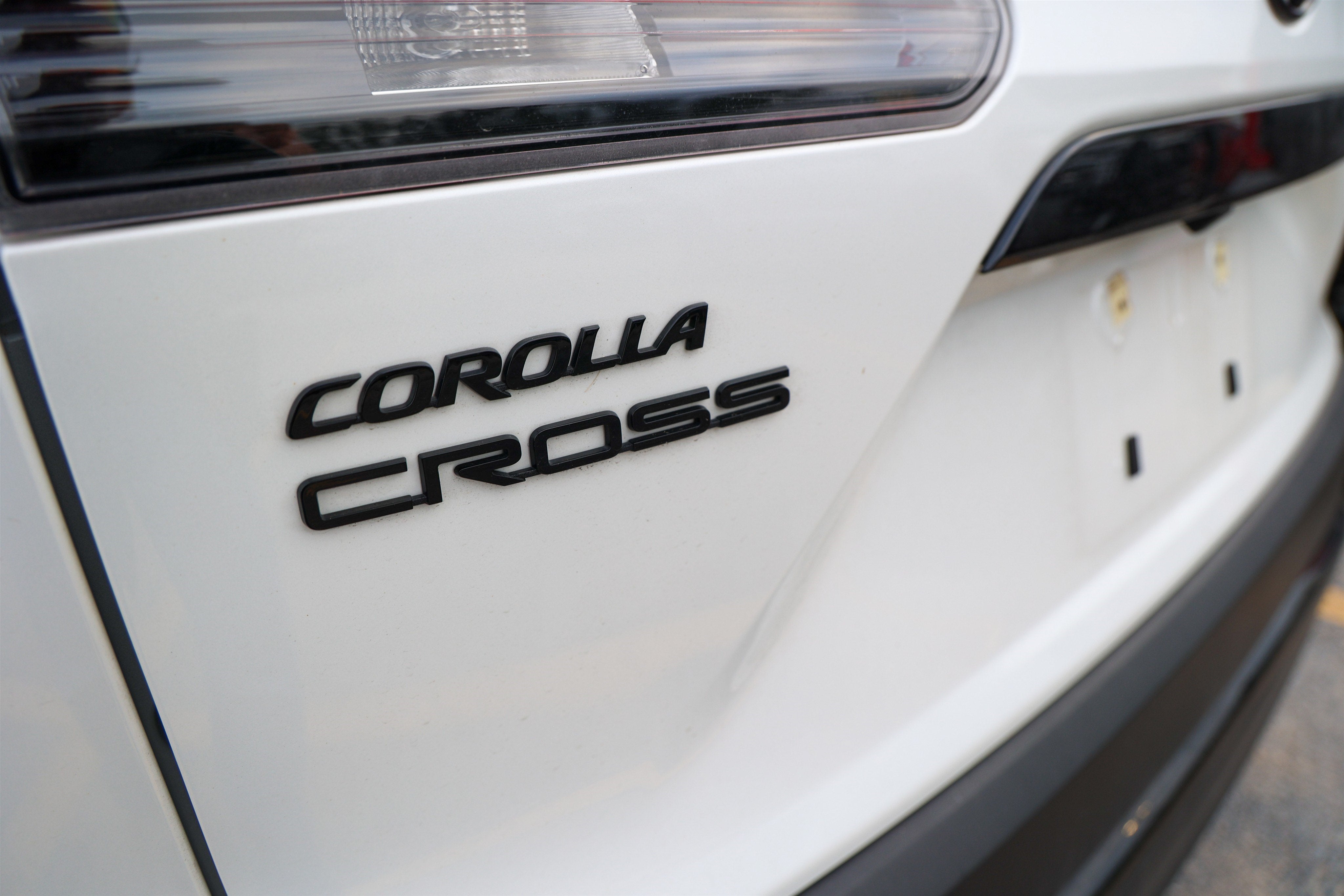 2025 Toyota Corolla Cross Hybrid Hybrid Nightshade Edition