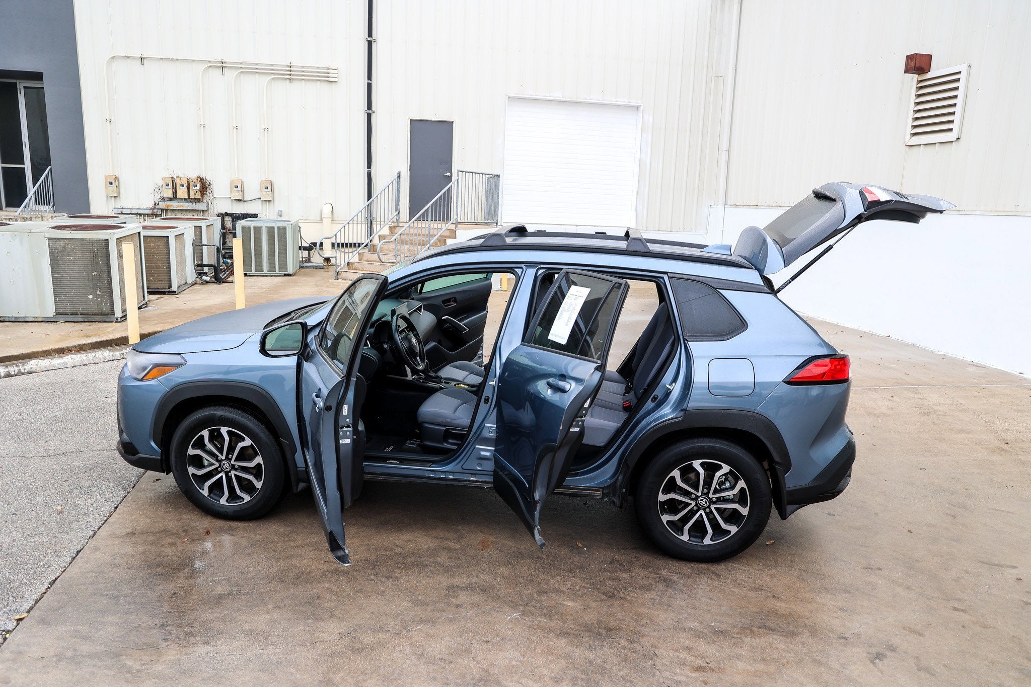 2024 Toyota COROLLA CROSS HV Hybrid SE