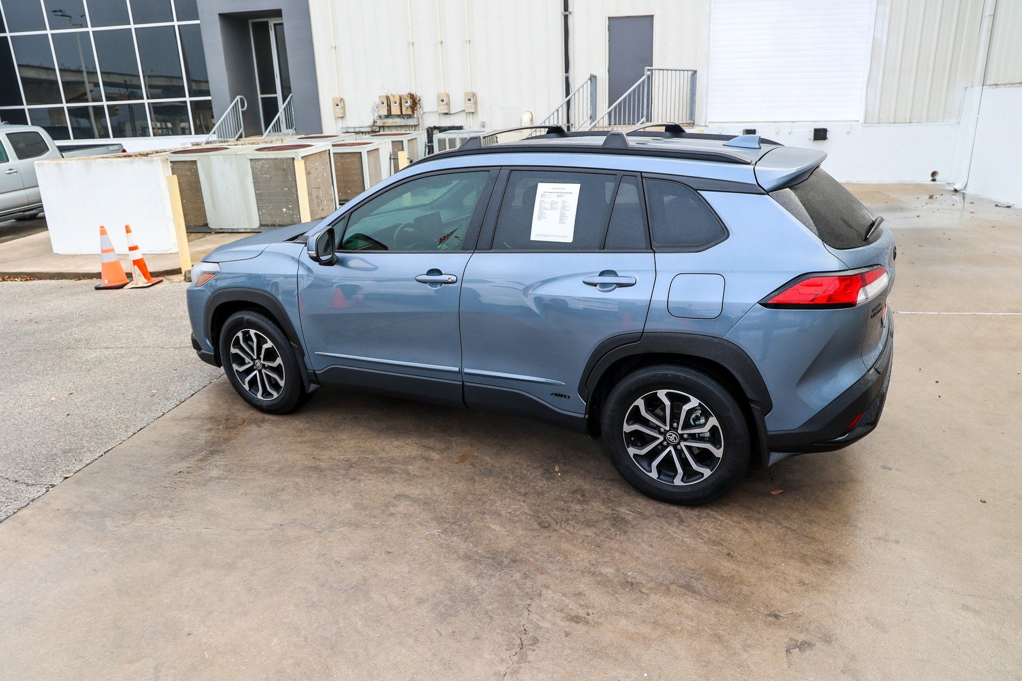 2024 Toyota COROLLA CROSS HV Hybrid SE