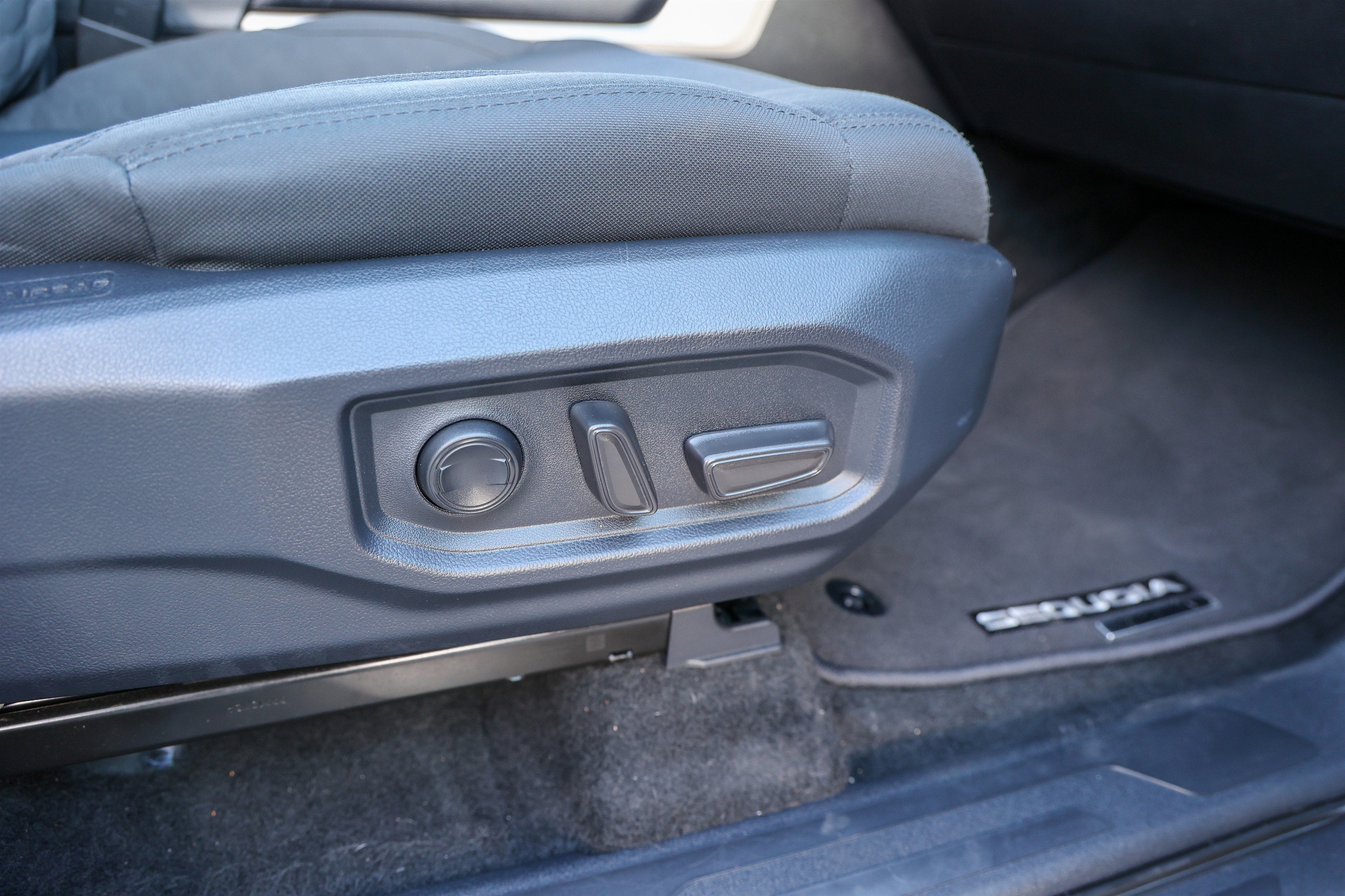 2025 Toyota SEQUOIA 2WD Limited