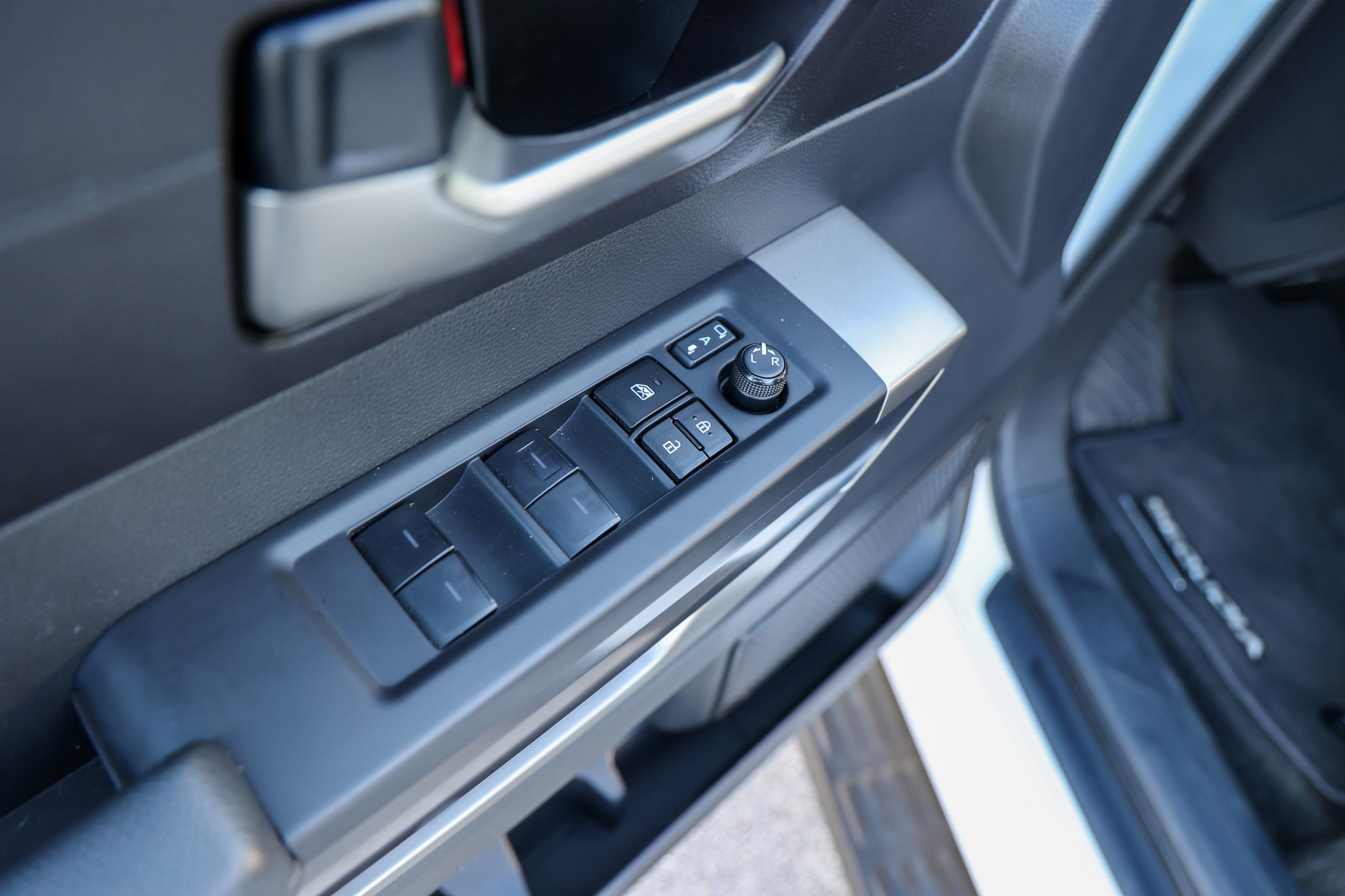 2025 Toyota SEQUOIA 2WD Limited