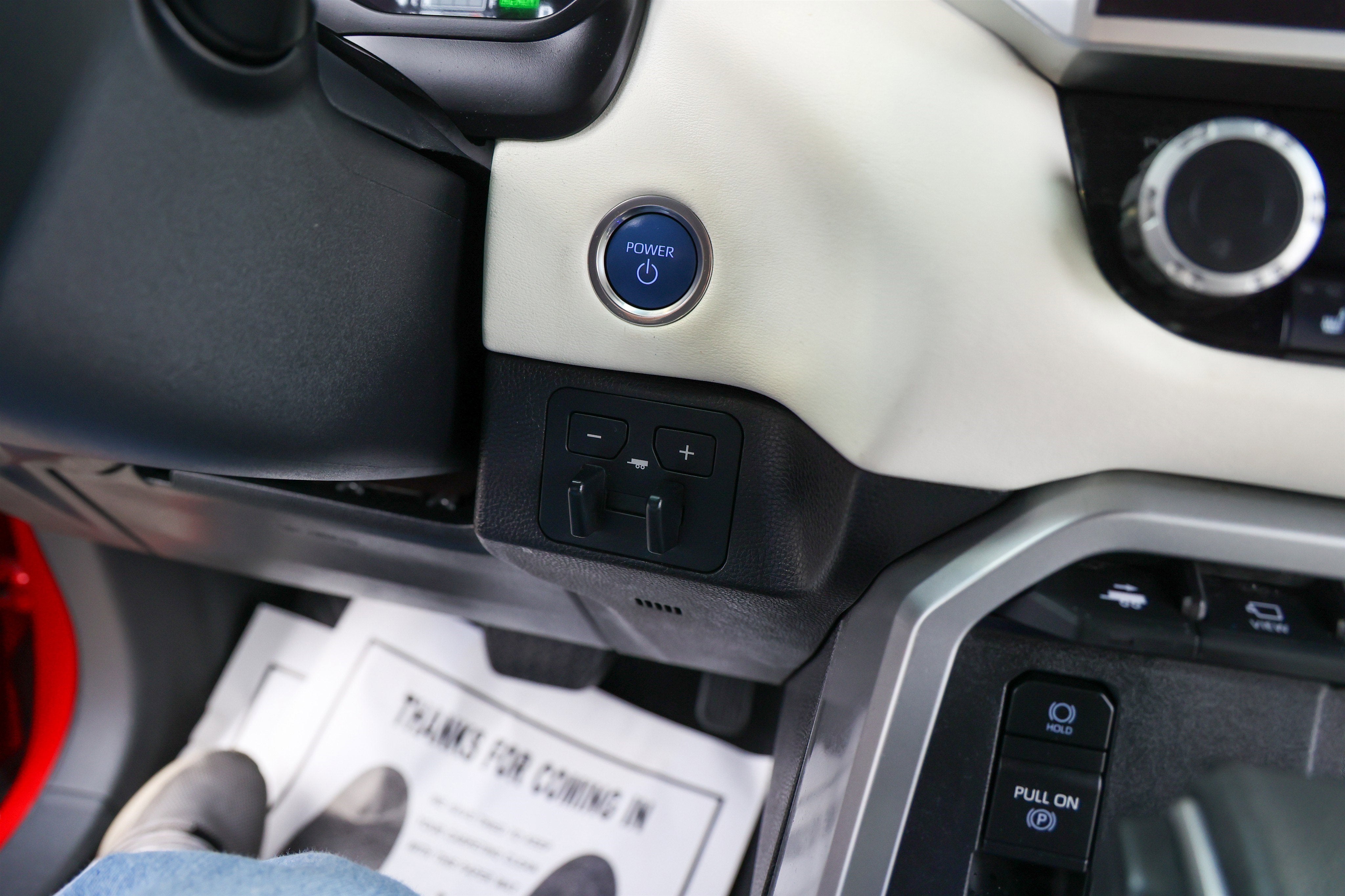 2024 Toyota SEQUOIA 4WD Capstone