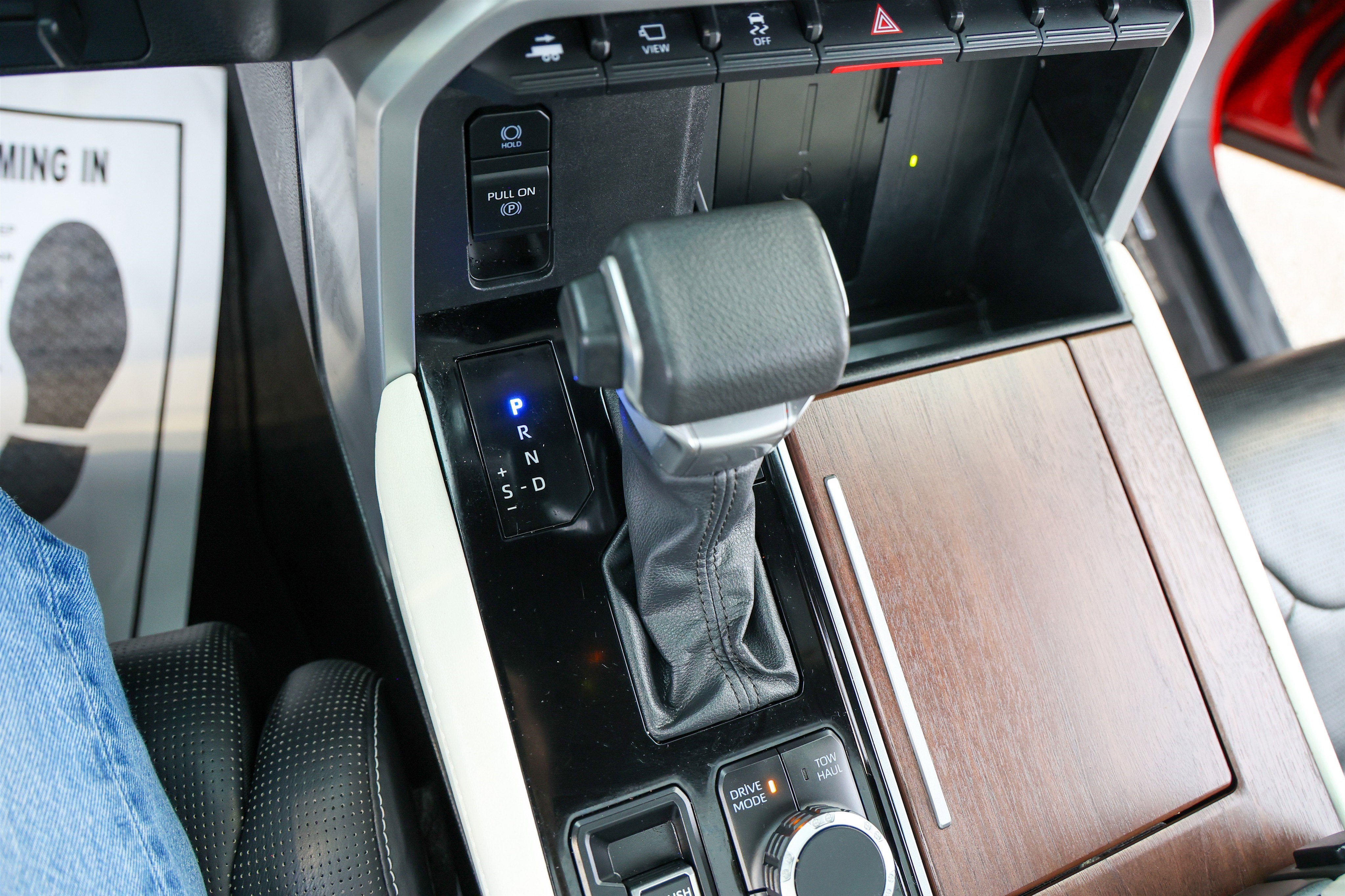 2024 Toyota SEQUOIA 4WD Capstone