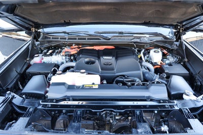 2023 Toyota SEQUOIA 4WD Capstone