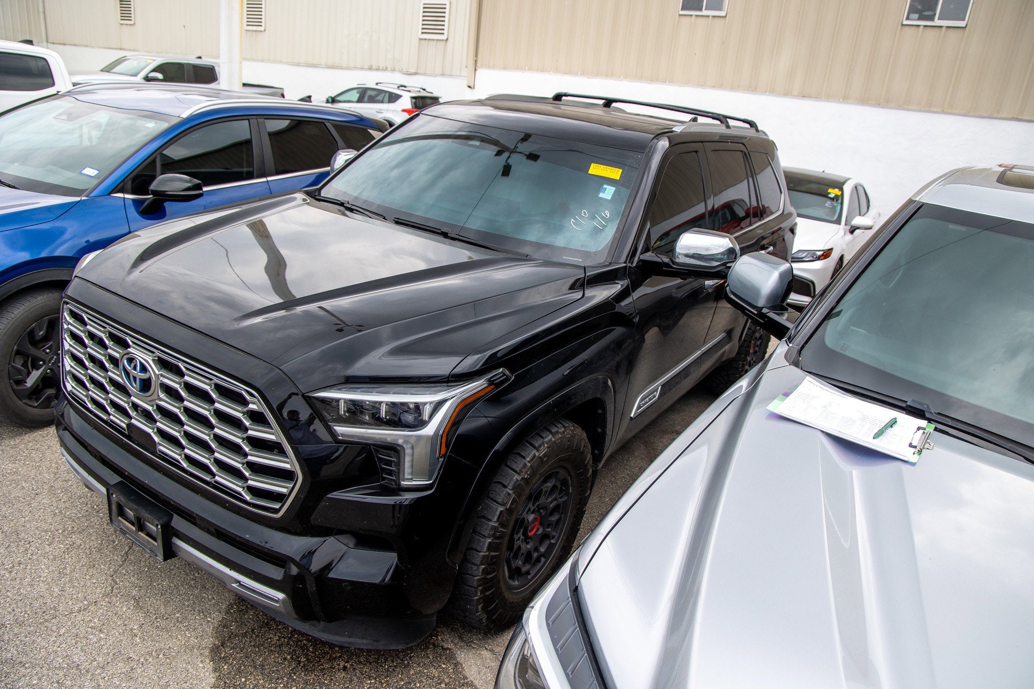 2023 Toyota SEQUOIA 4WD Capstone