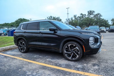 2024 Mitsubishi Outlander SEL Black Edition