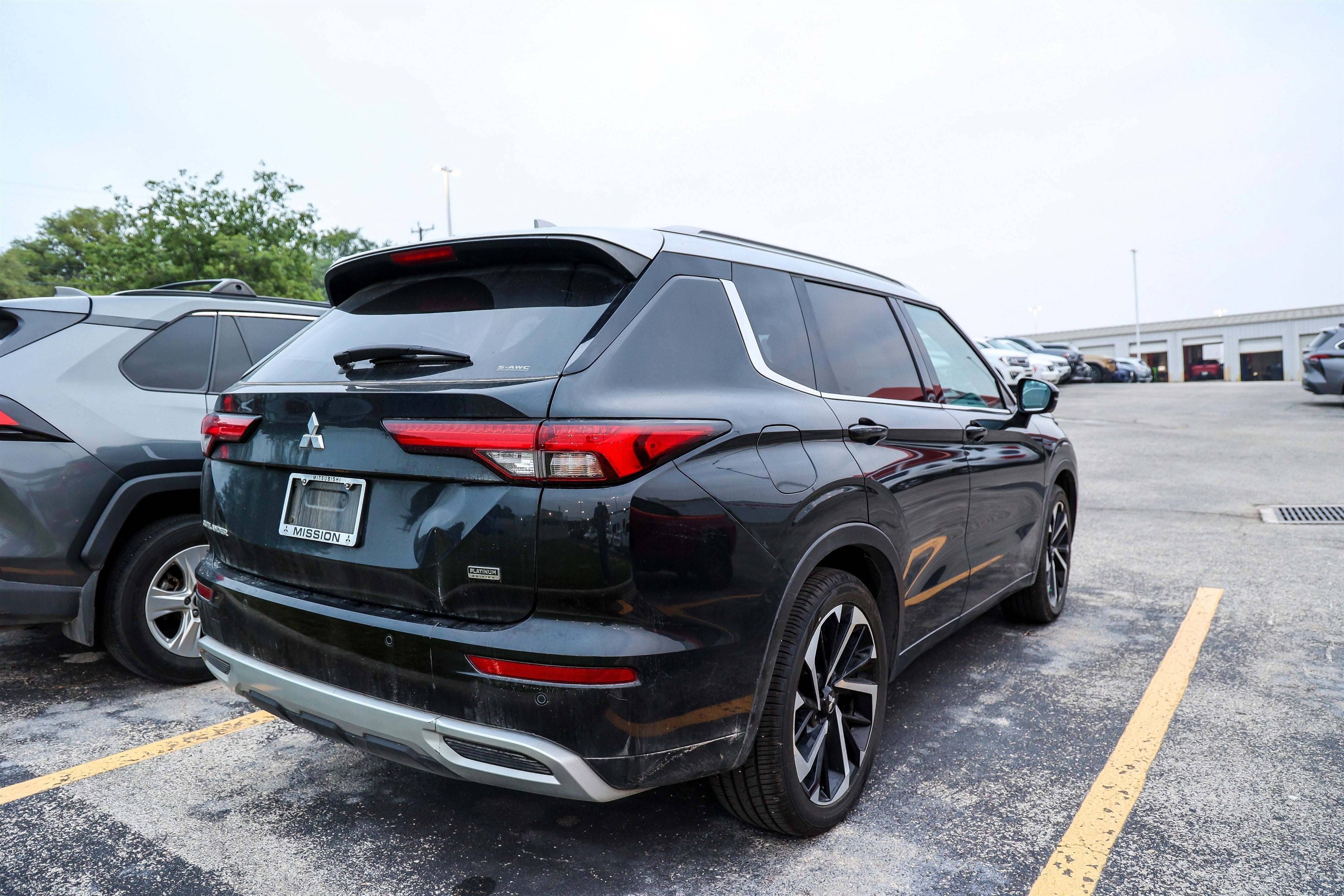 2024 Mitsubishi Outlander SEL Black Edition