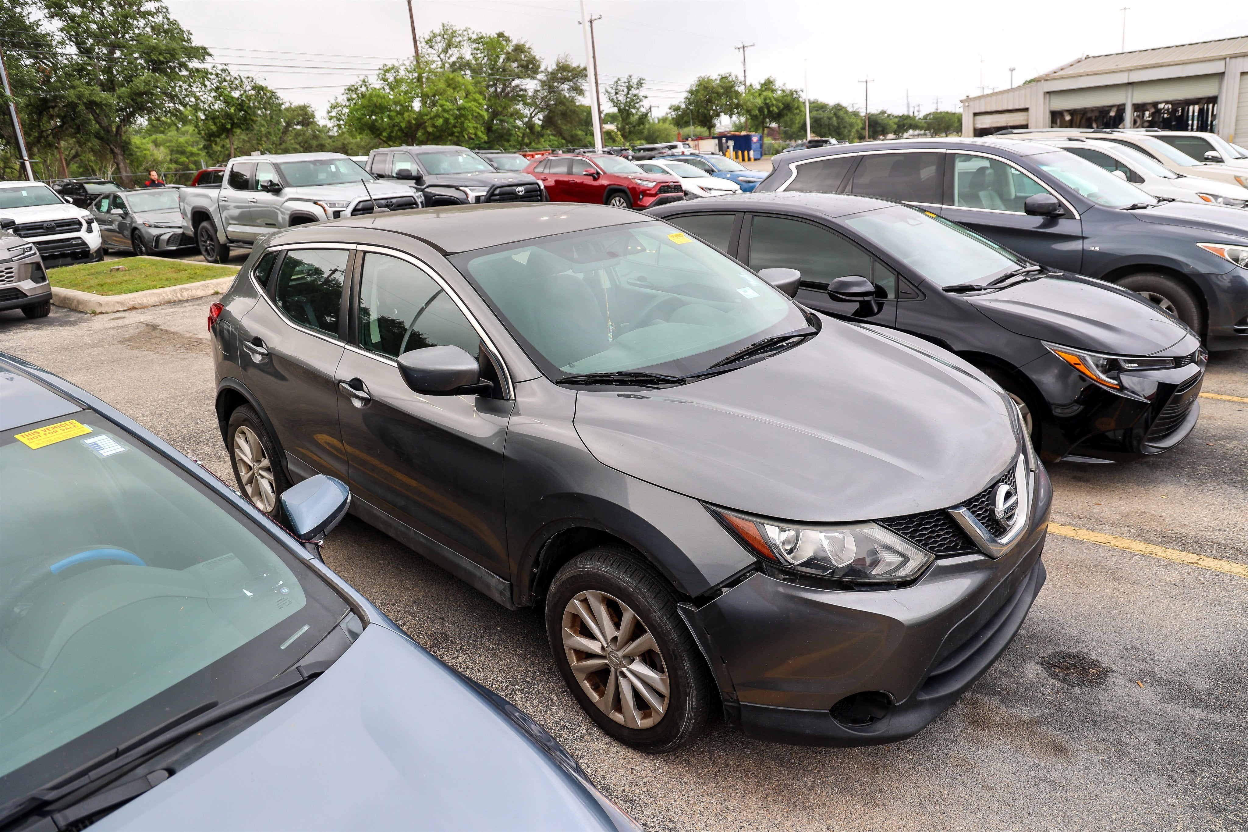 2017 Nissan Rogue Sport S