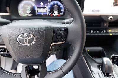 2026 Toyota CROWN XLE