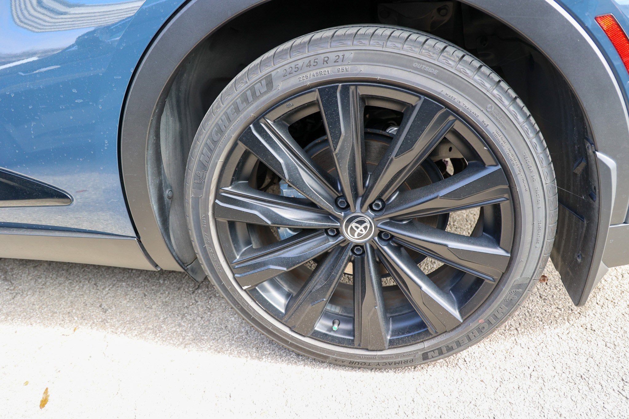 2025 Toyota CROWN Nightshade