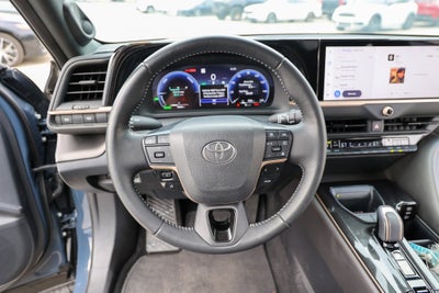 2025 Toyota CROWN Nightshade