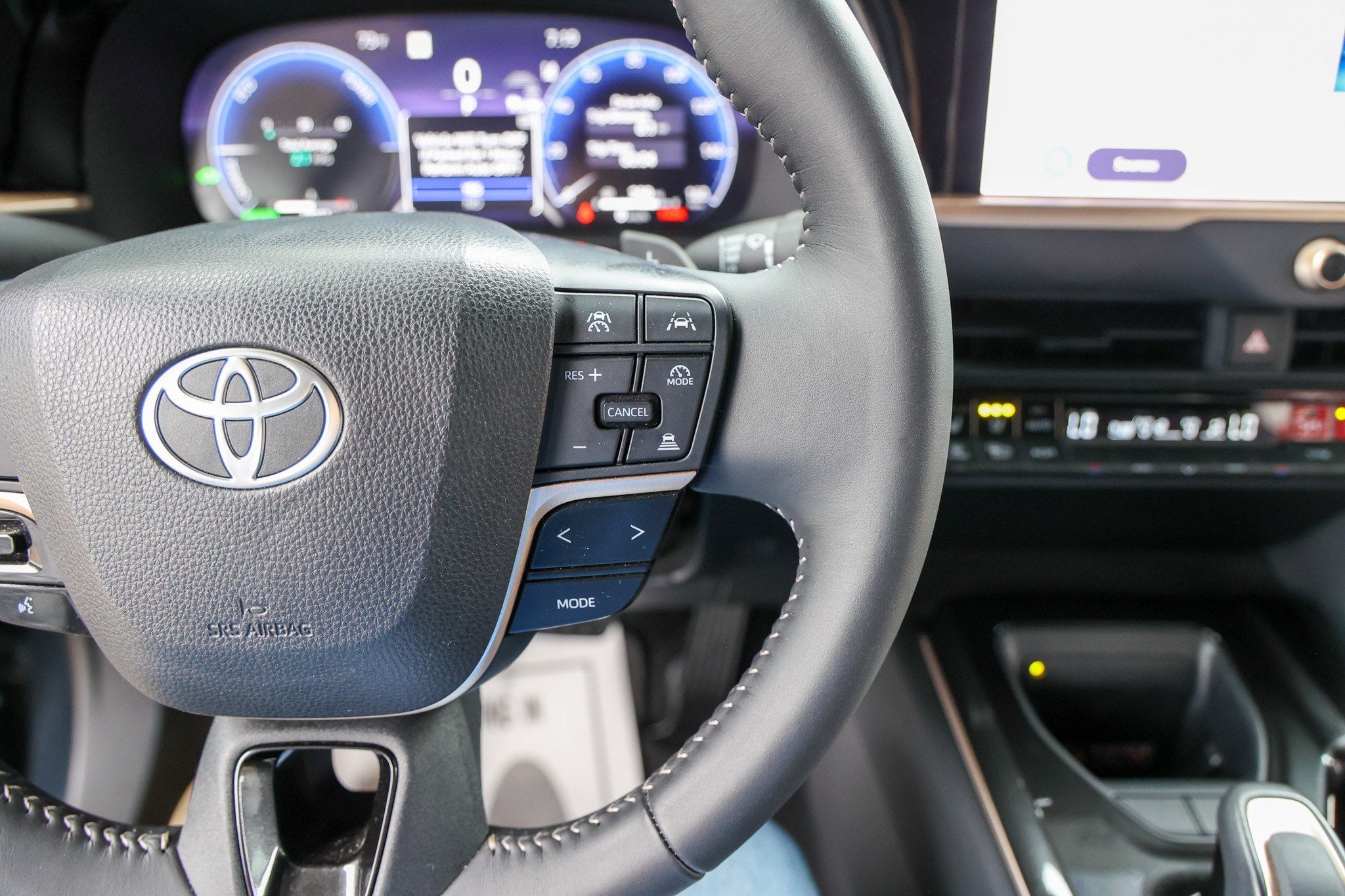 2025 Toyota Toyota Crown Signia XLE