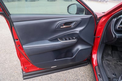 2025 Toyota CROWN SIGNIA Limited